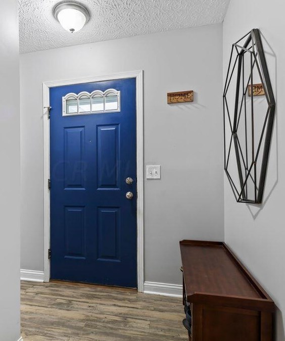 1364 Tenagra Way, Columbus OH 43228-9192 exterior