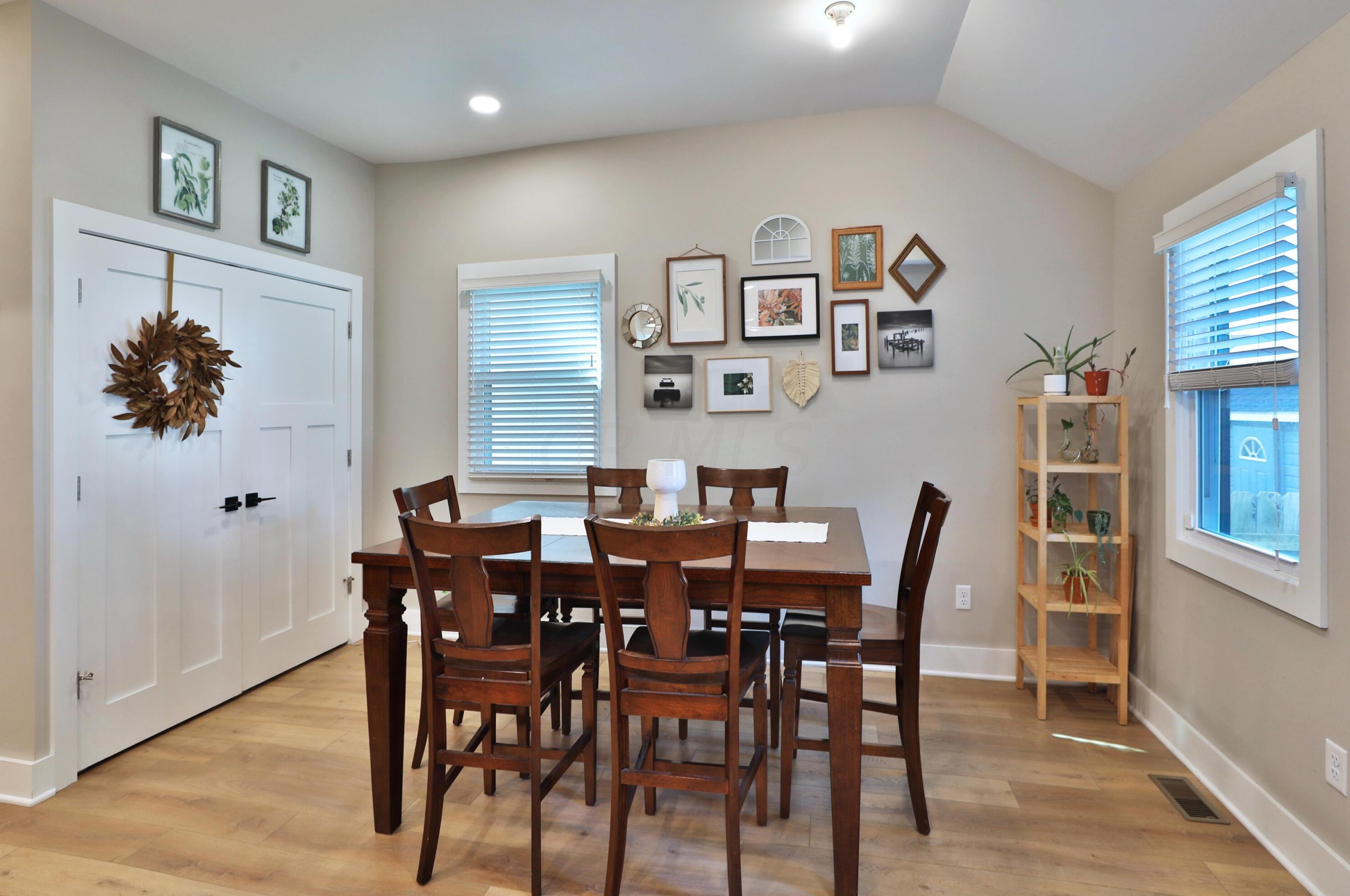 119 Champion Ave, Columbus OH 43203-1559 exterior