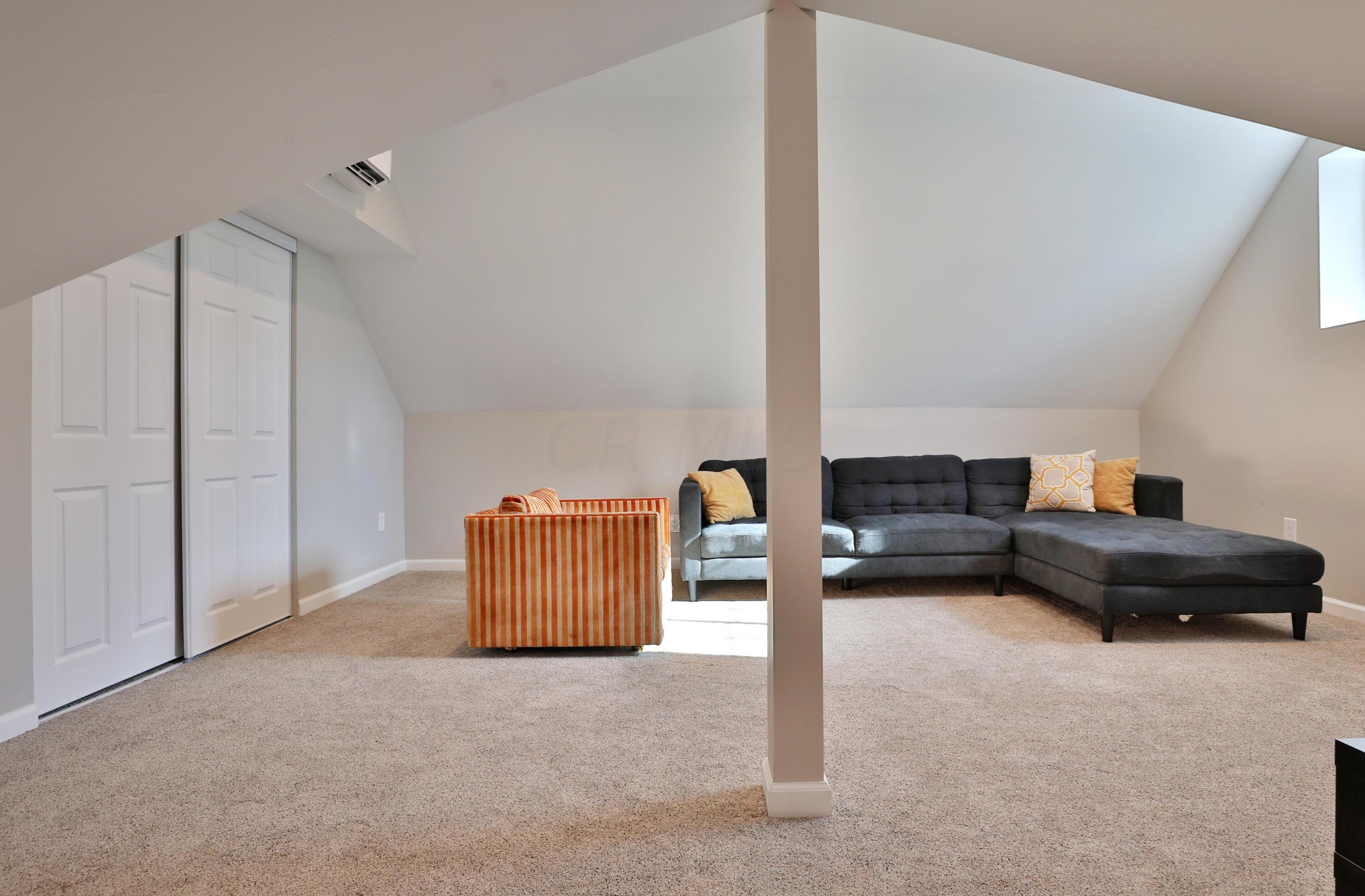 119 Champion Ave, Columbus OH 43203-1559 exterior