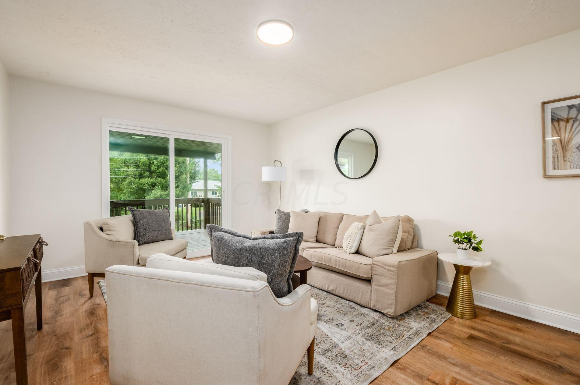 3889 Frazier Rd, Columbus OH 43207-4132 exterior