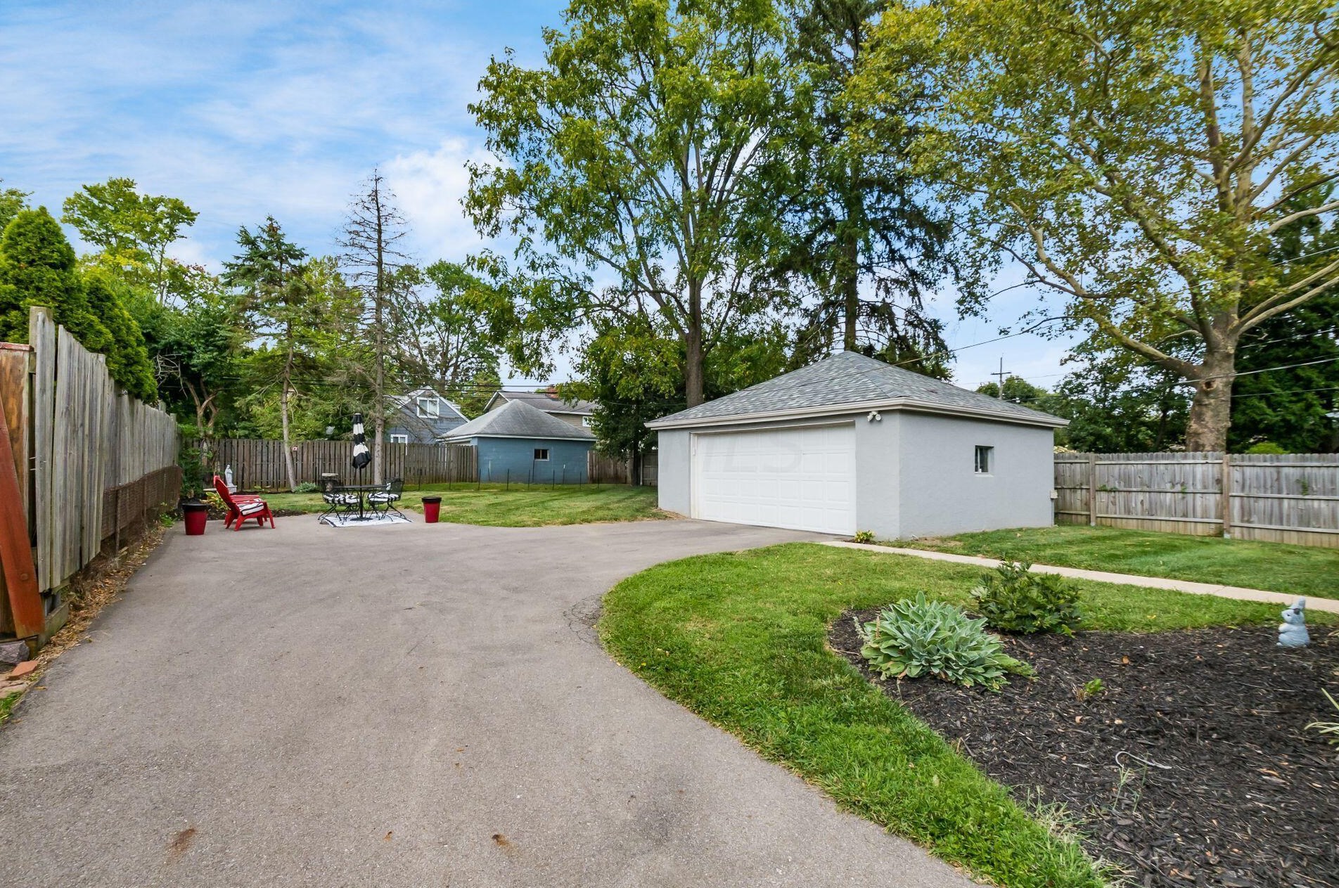 315 Kellner Rd, Columbus OH  43209-2044 exterior