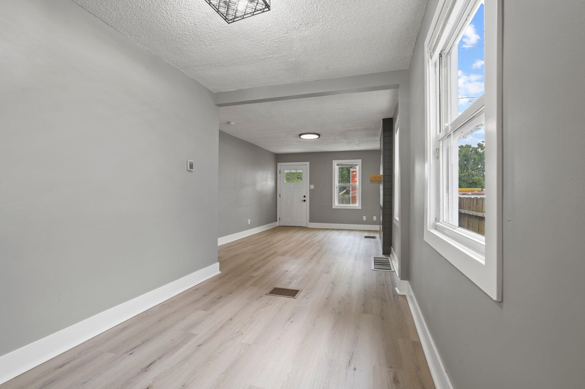 1068 Deshler Ave, Columbus OH  43206-2655 exterior