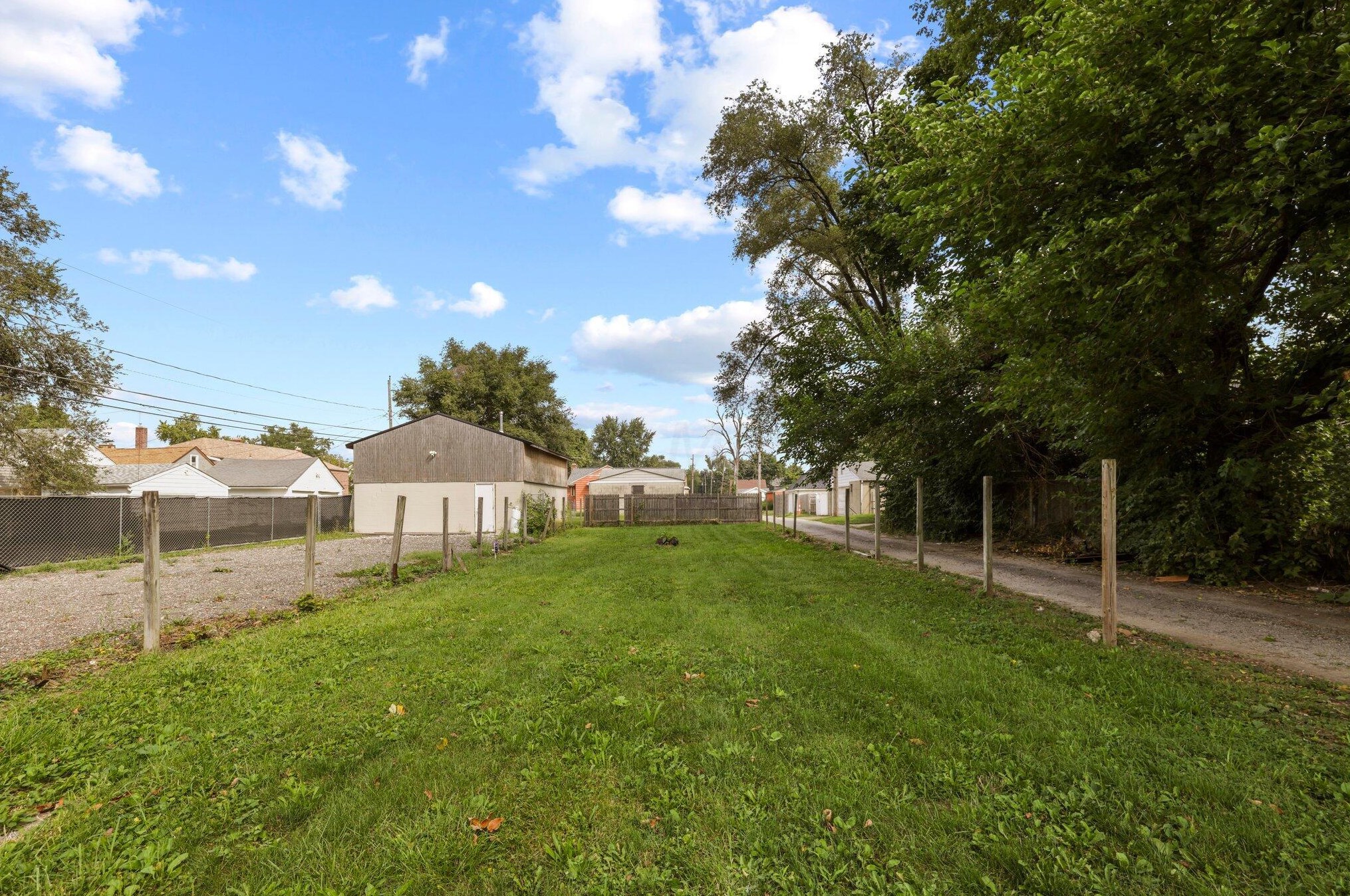 1068 Deshler Ave, Columbus OH  43206-2655 exterior