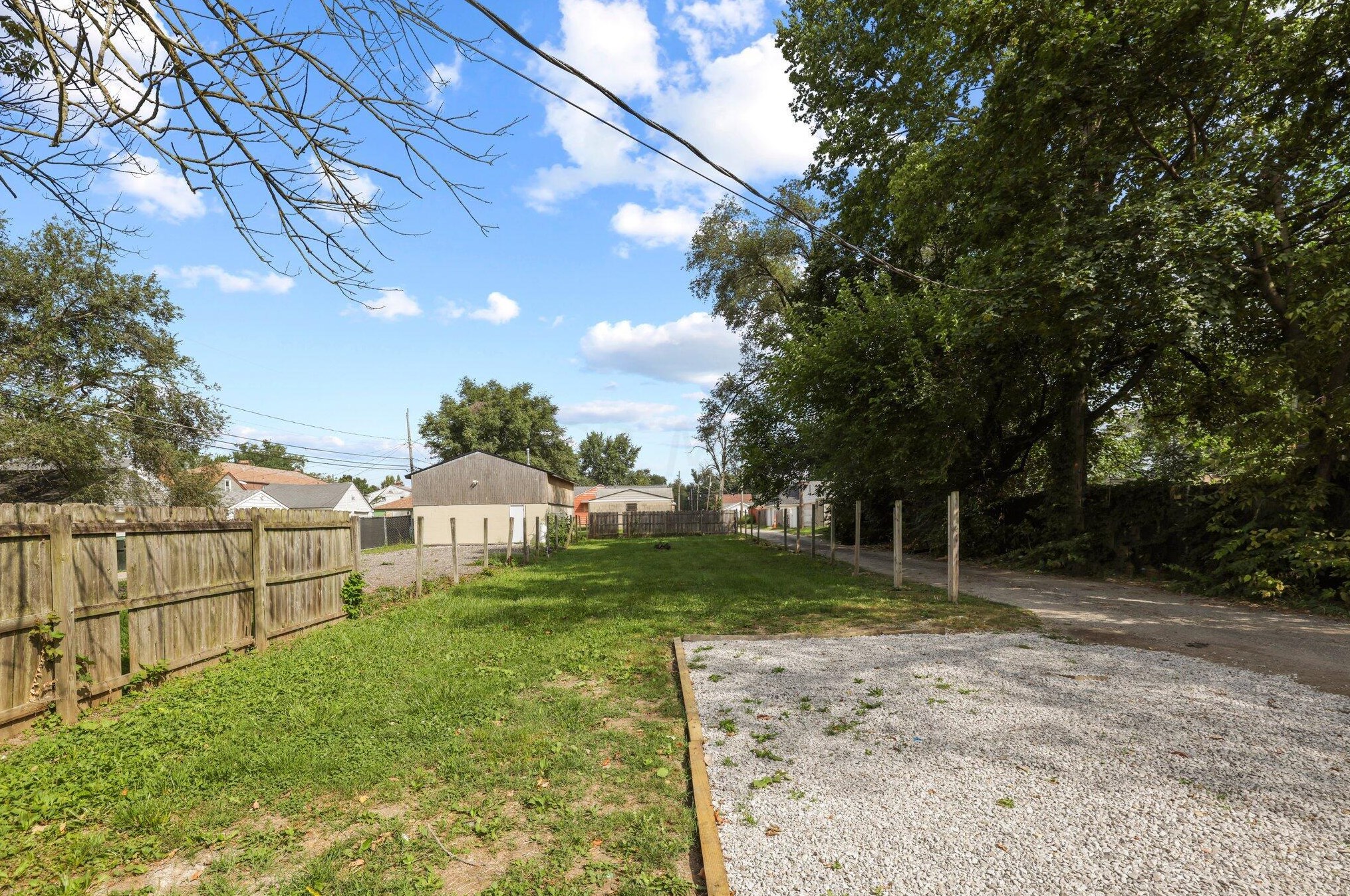 1068 Deshler Ave, Columbus OH  43206-2655 exterior