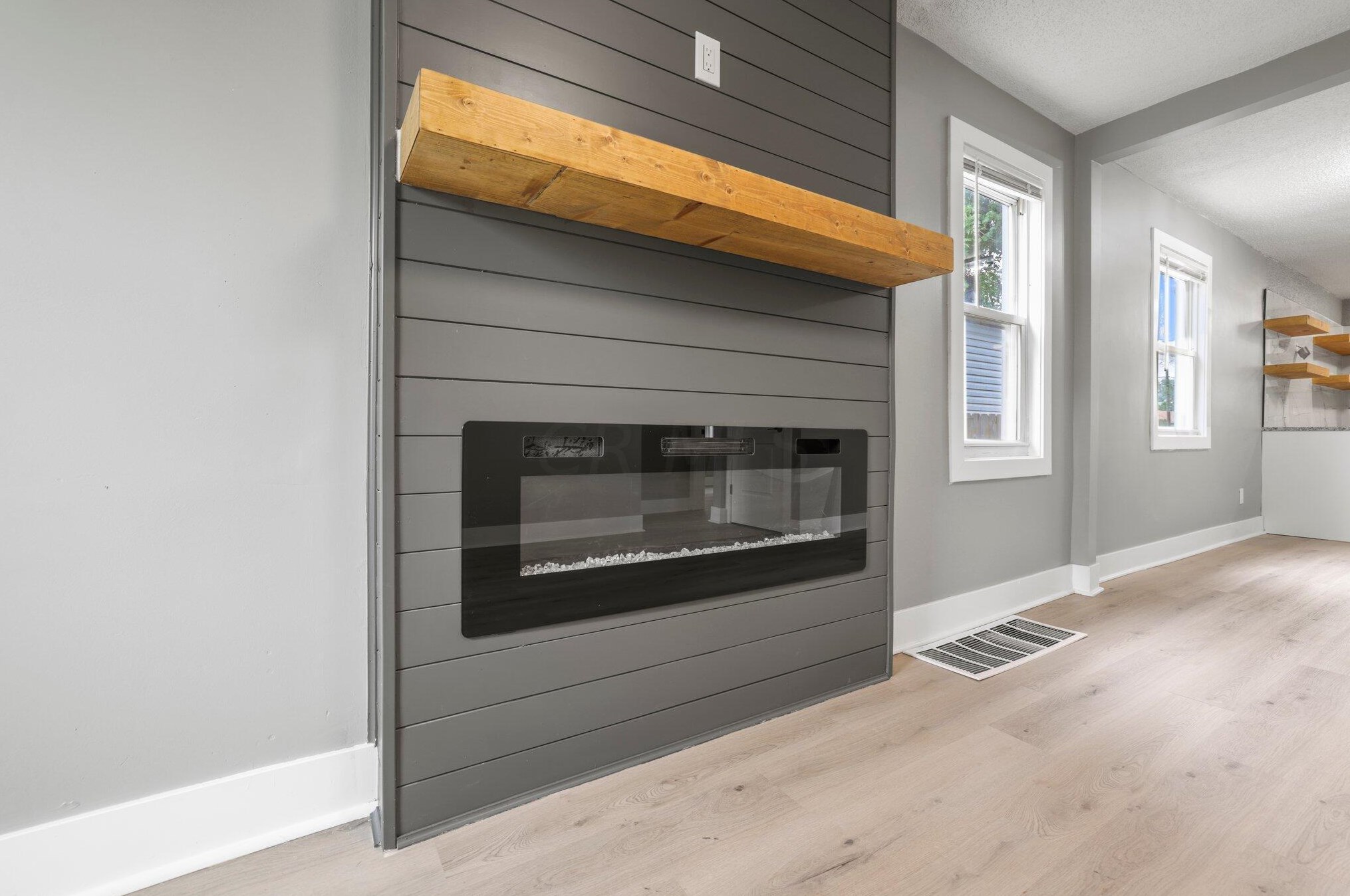 1068 Deshler Ave, Columbus OH  43206-2655 exterior