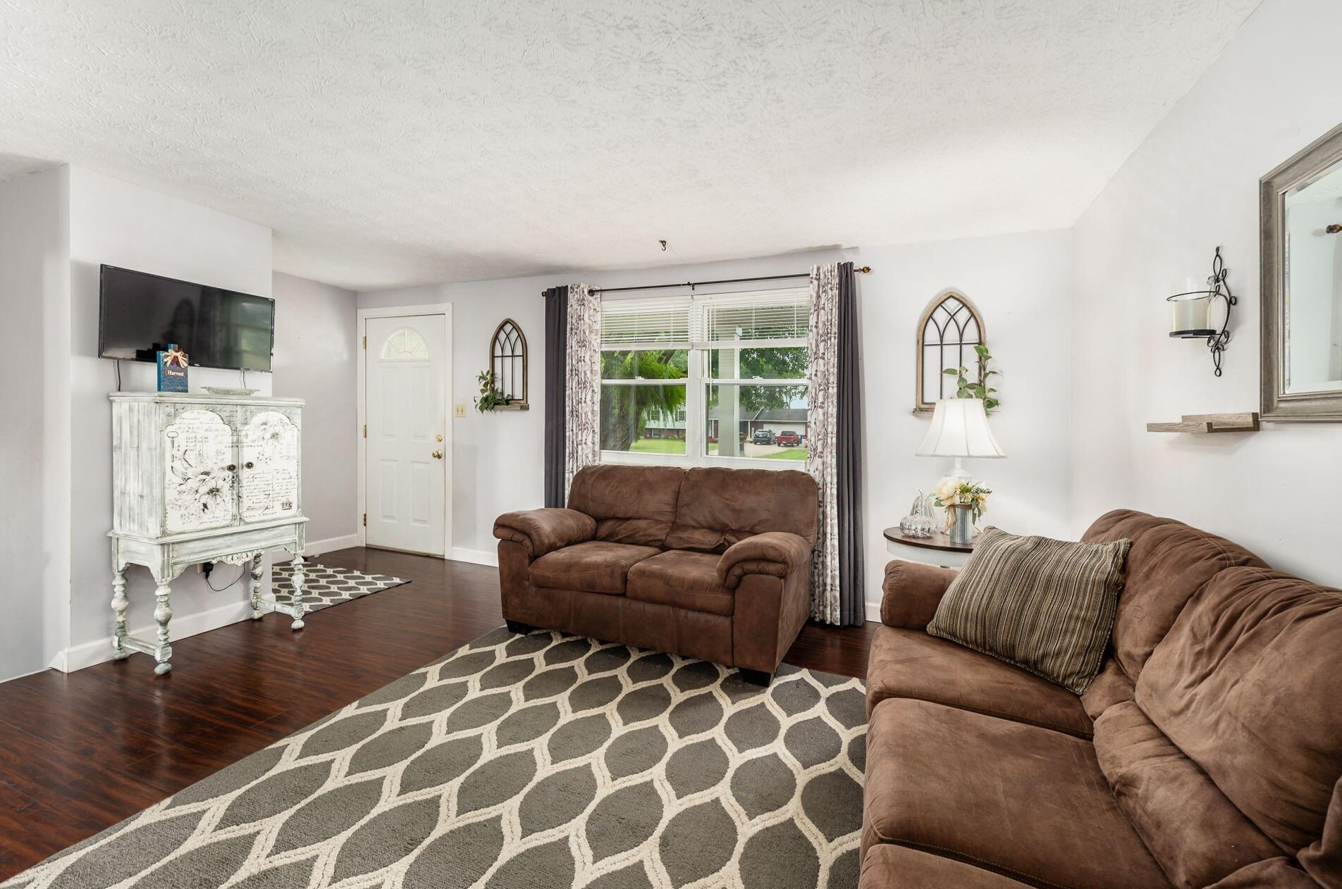 960 Obetz Rd, Columbus OH 43207-4716 exterior