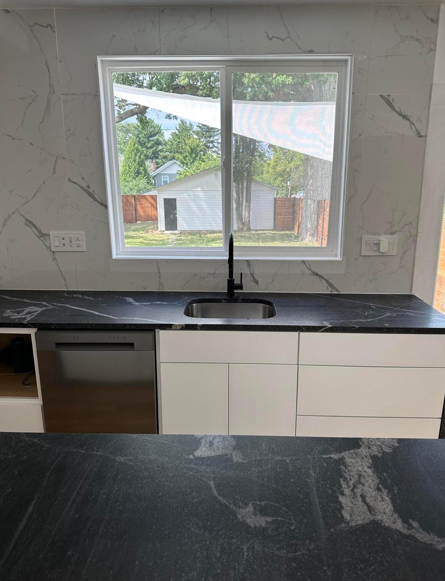 2871 Findley Ave, Columbus OH  43202-2319 exterior