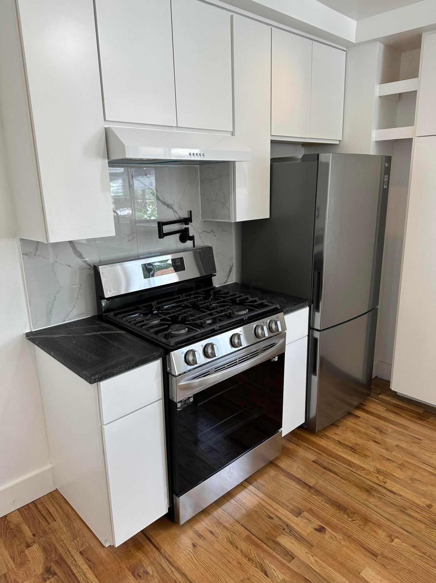 2871 Findley Ave, Columbus OH  43202-2319 exterior