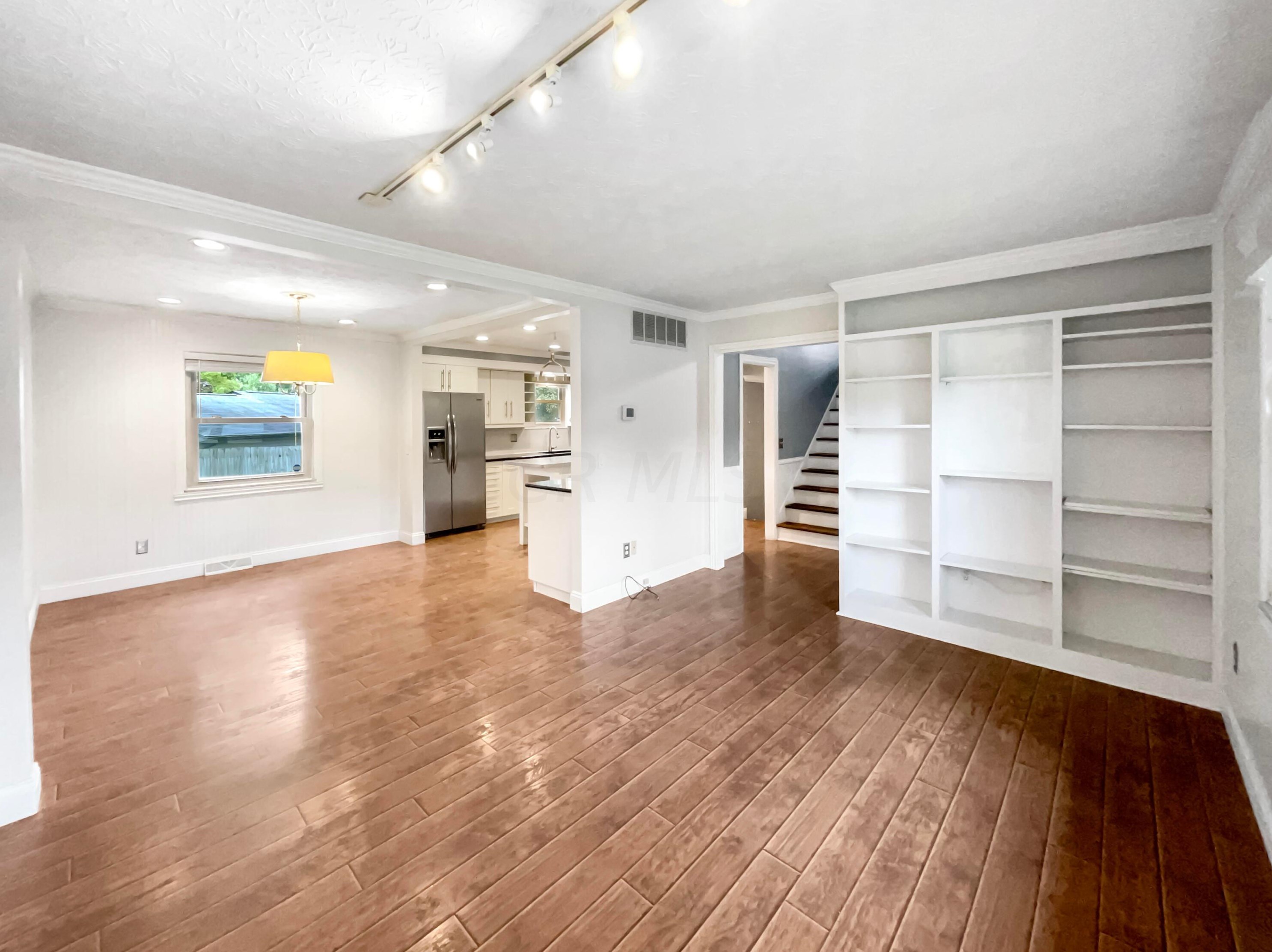 1737 Demorest Rd, Columbus OH  43228-6441 exterior