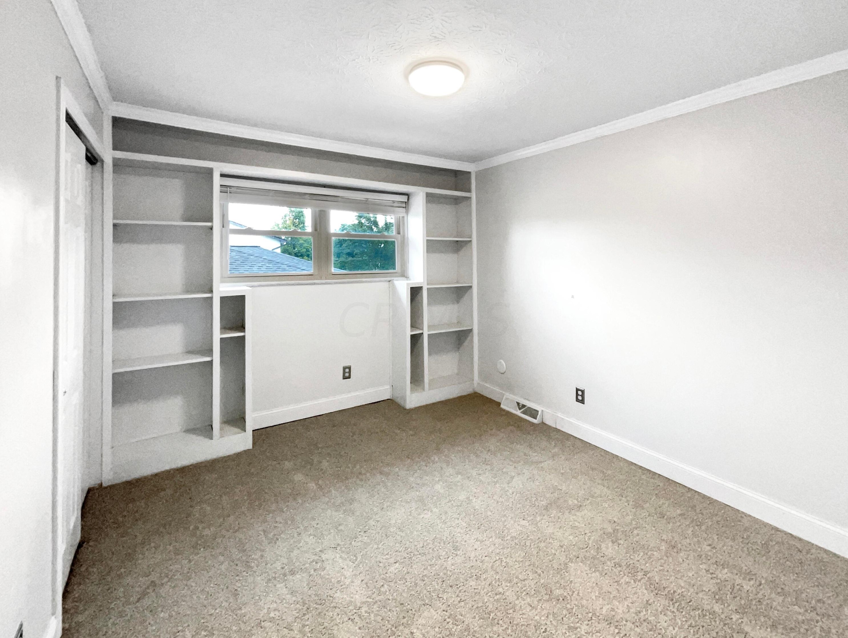 1737 Demorest Rd, Columbus OH  43228-6441 exterior