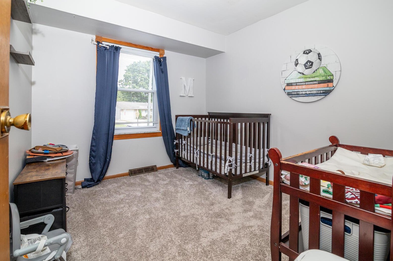 5393 Fullerton Dr, Columbus OH 43232-6218 exterior