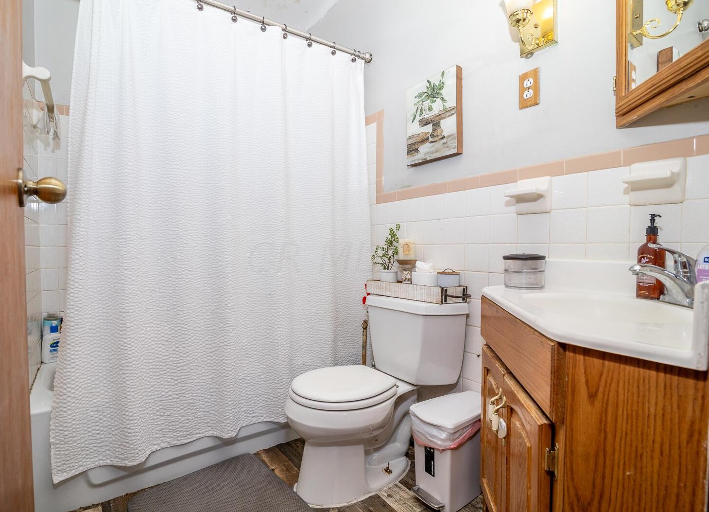 5393 Fullerton Dr, Columbus OH 43232-6218 exterior