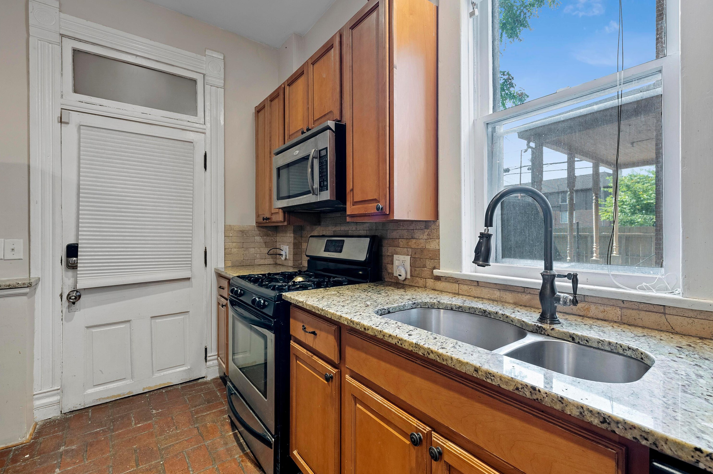 35 Thurman Ave, Columbus OH  43206-3423 exterior