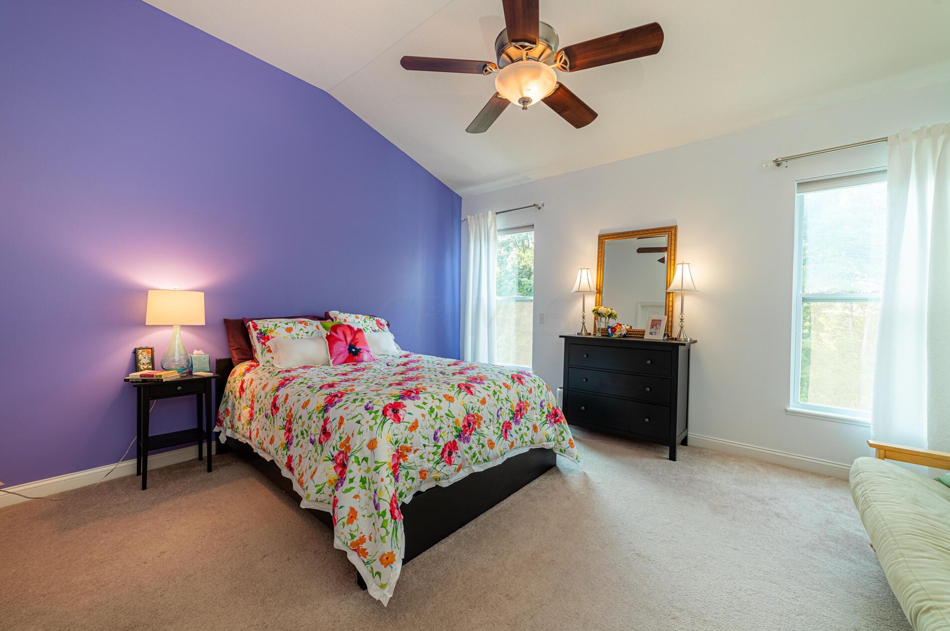 6246 Stockton Trl Way, Columbus OH 43213-4448 exterior