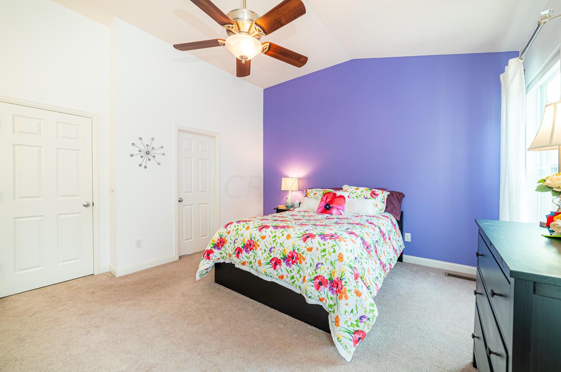 6246 Stockton Trl Way, Columbus OH 43213-4448 exterior