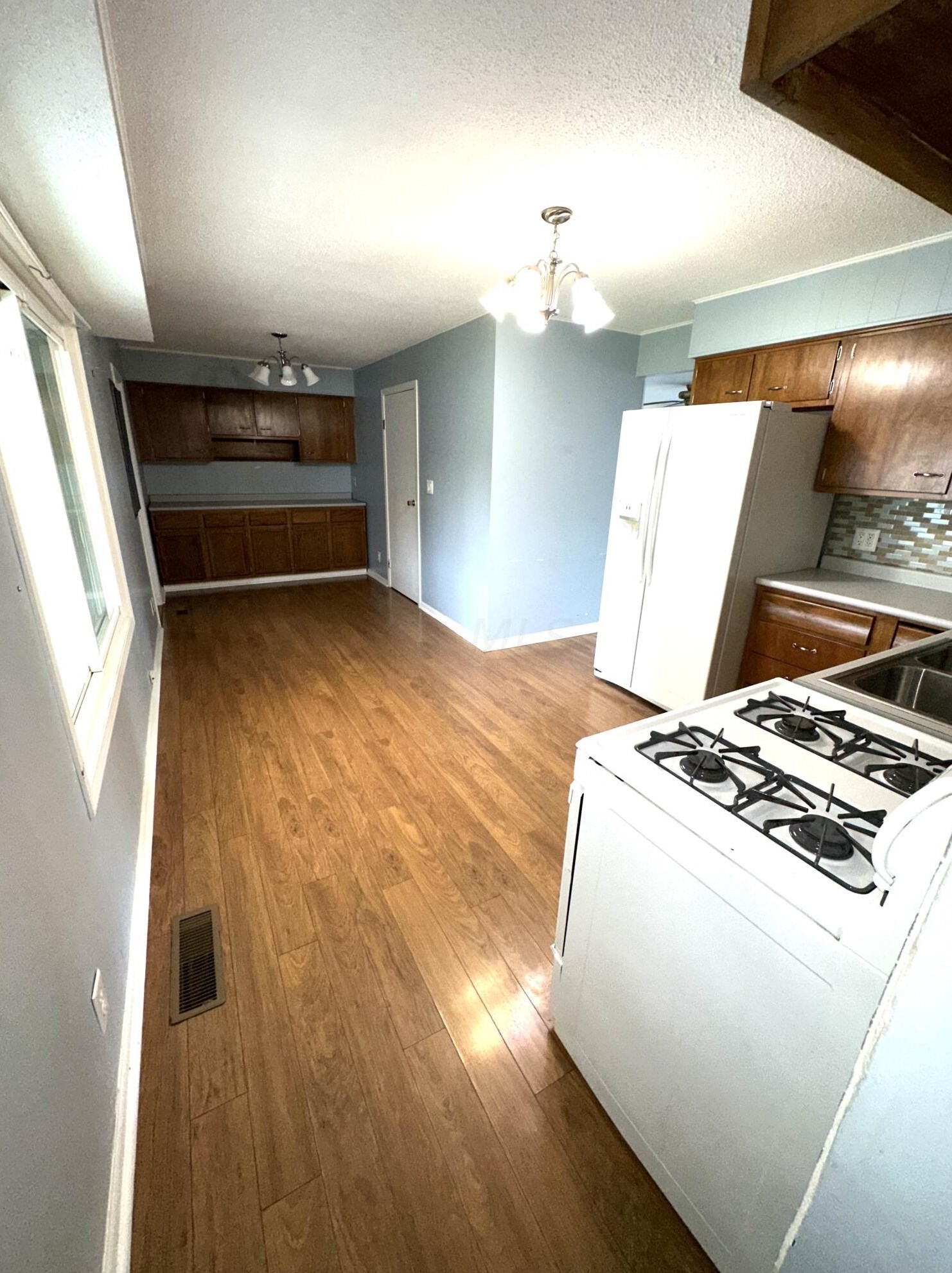 500 Murray Hl Rd, Columbus OH 43228-4912 exterior