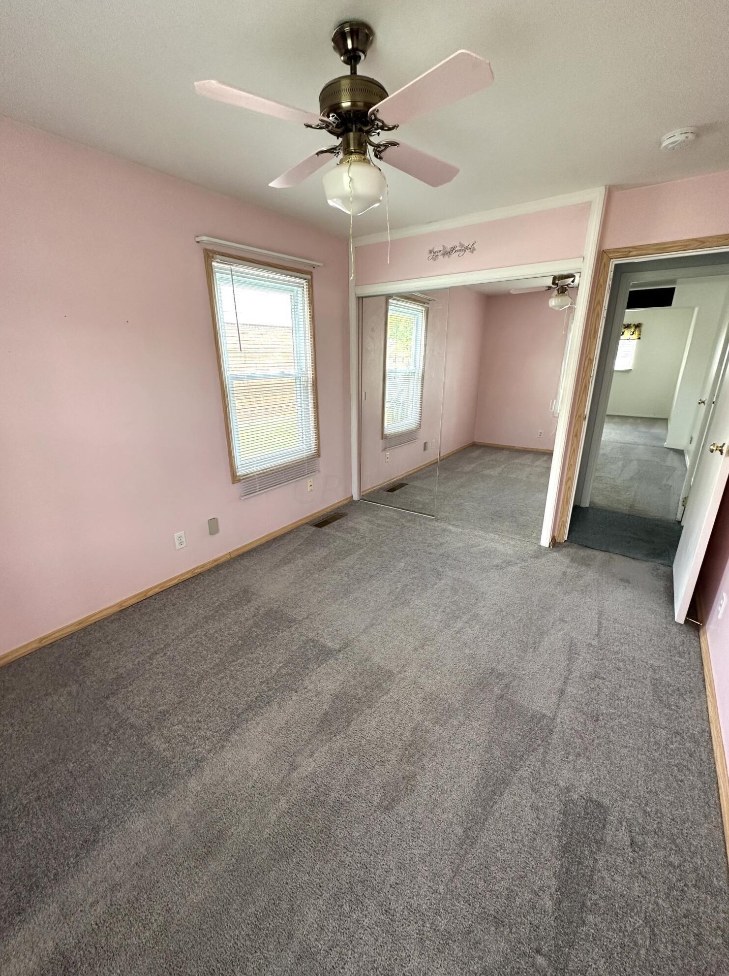 500 Murray Hl Rd, Columbus OH 43228-4912 exterior