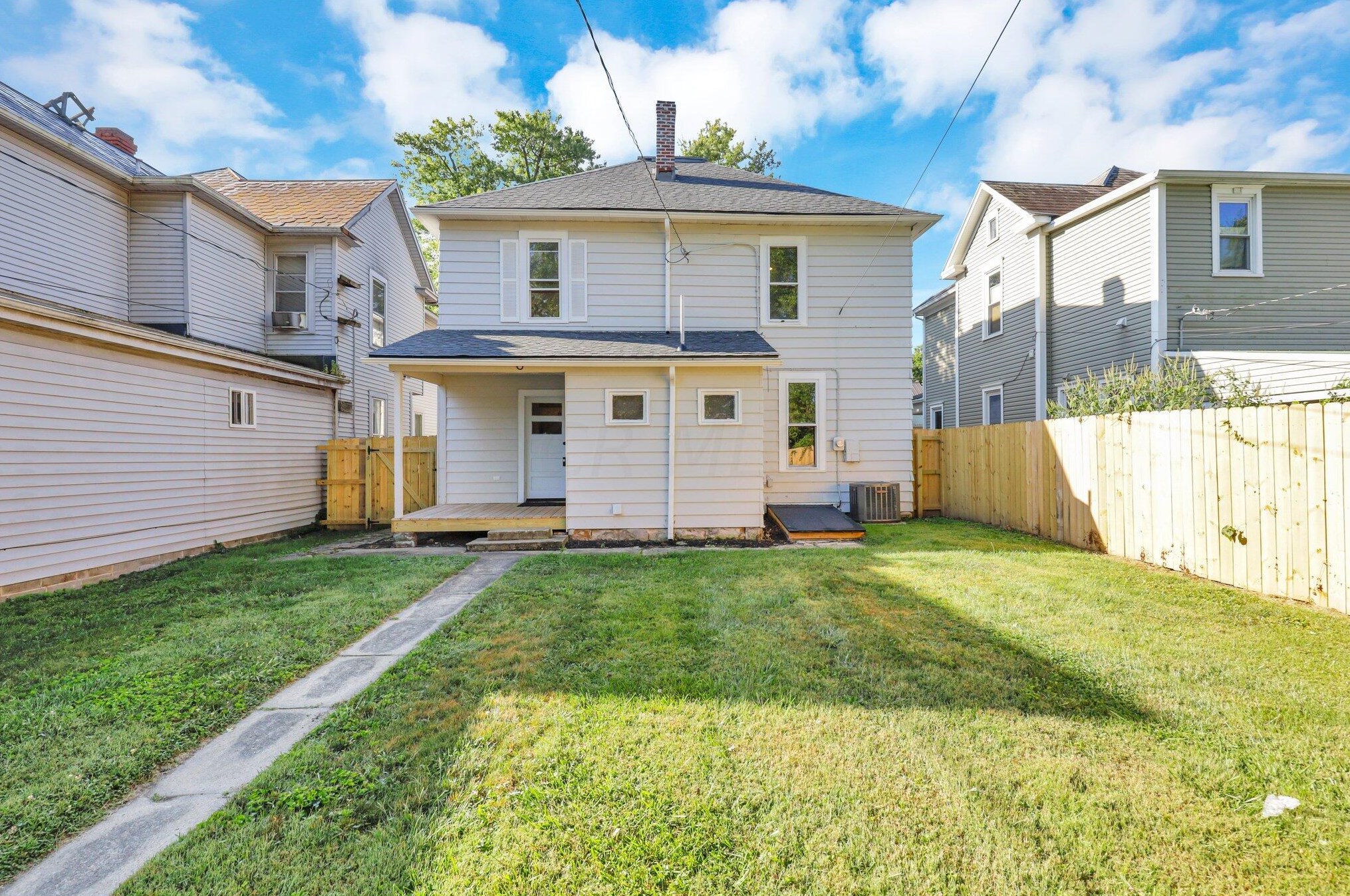 257 6th Ave, Lancaster OH  43130-2511 exterior