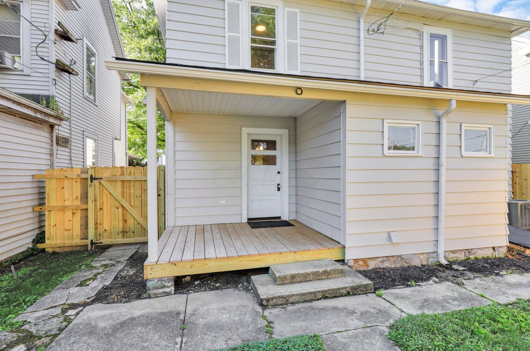257 6th Ave, Lancaster OH  43130-2511 exterior