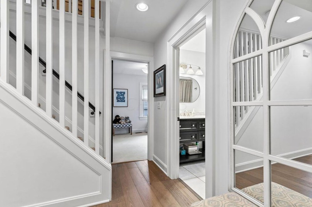 2561 Bryden Rd, Columbus OH 43205-1729 exterior