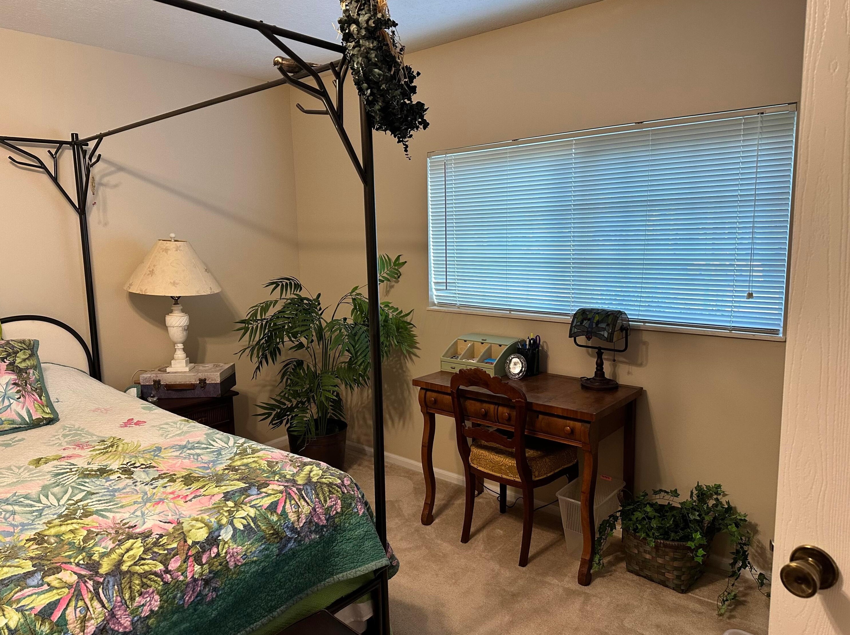 6079 Blendon Chase Dr, Westerville OH  43081-8663 exterior