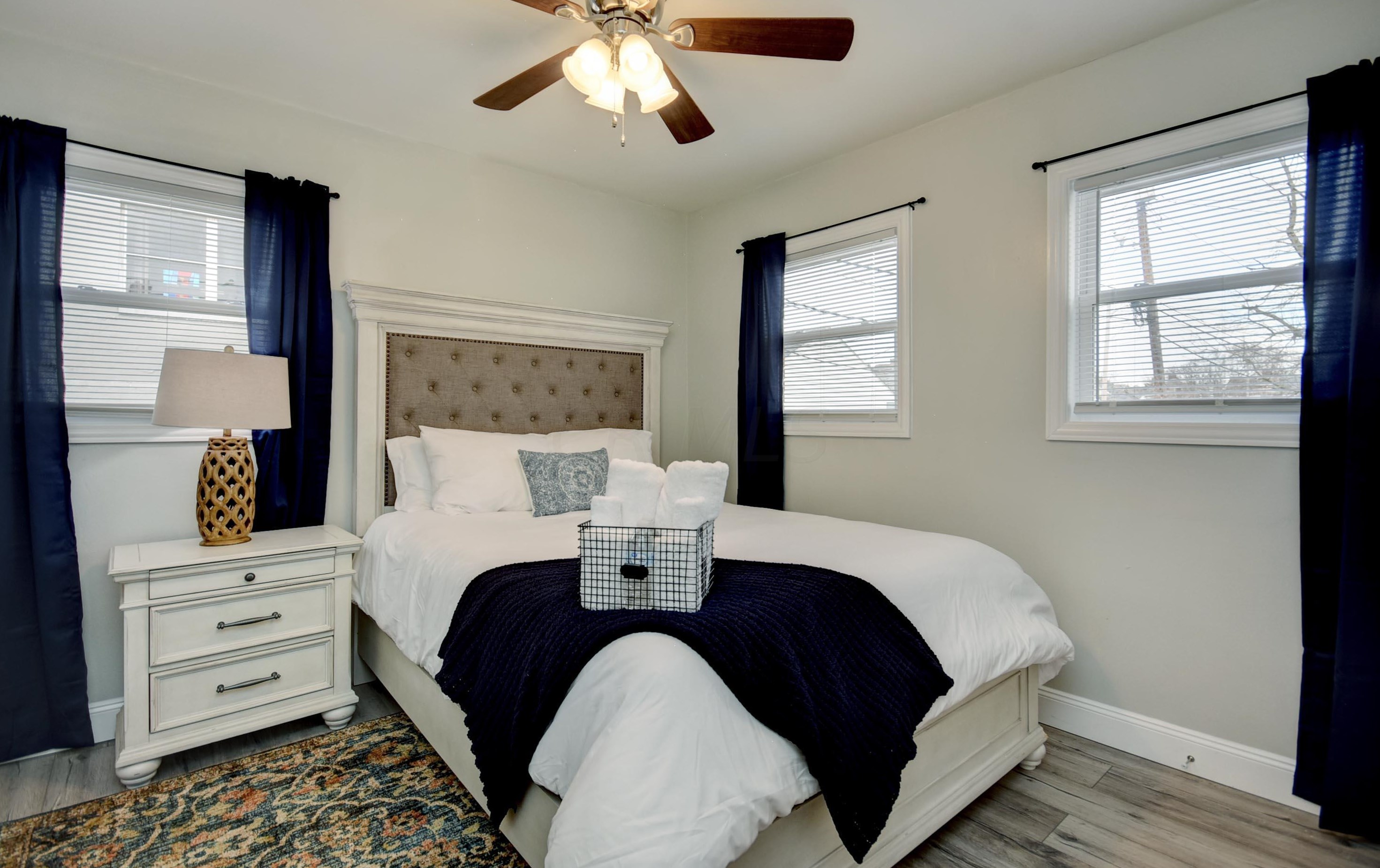 1614 6 St, Columbus OH 43207-1104 exterior