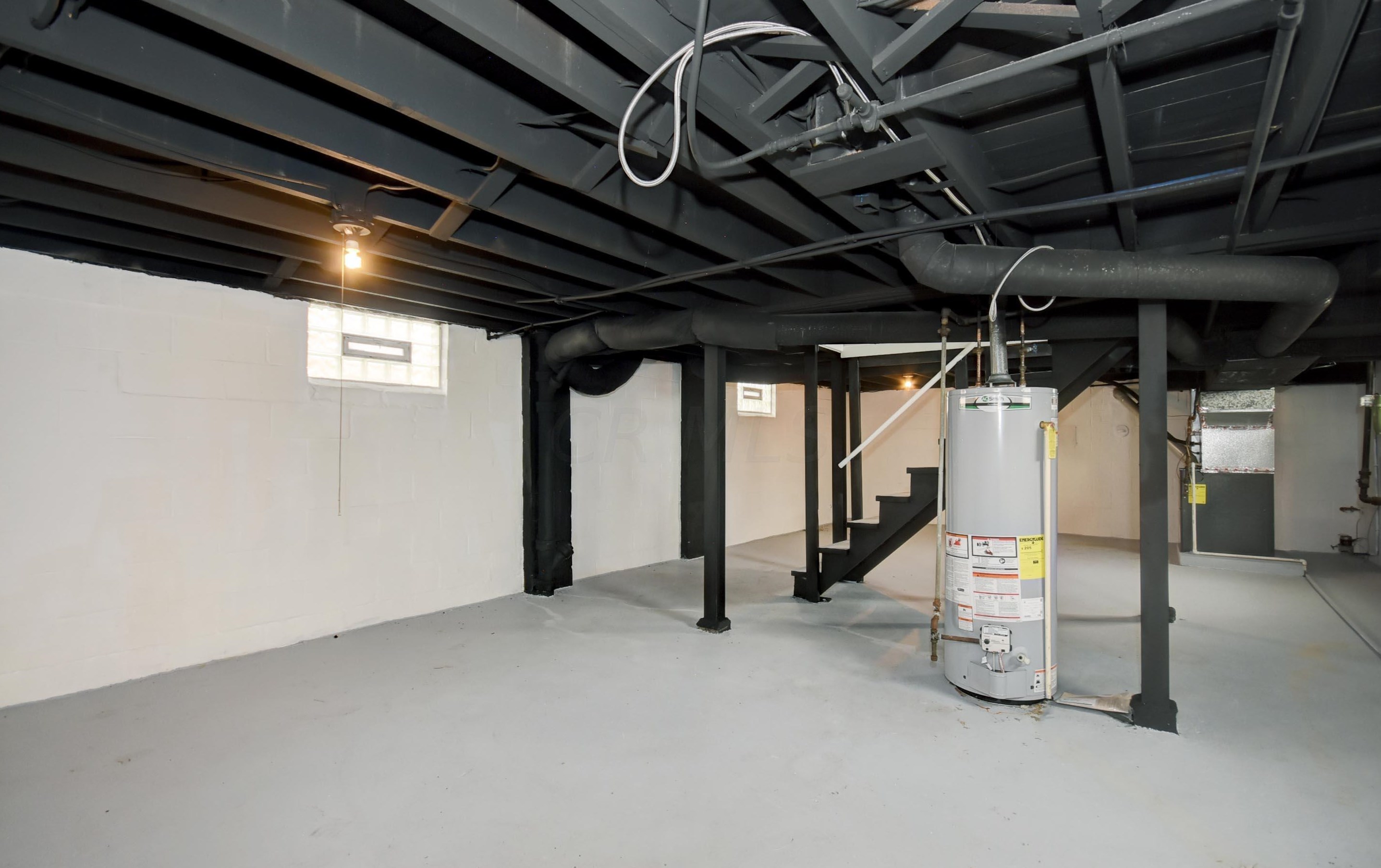 1614 6 St, Columbus OH 43207-1104 exterior