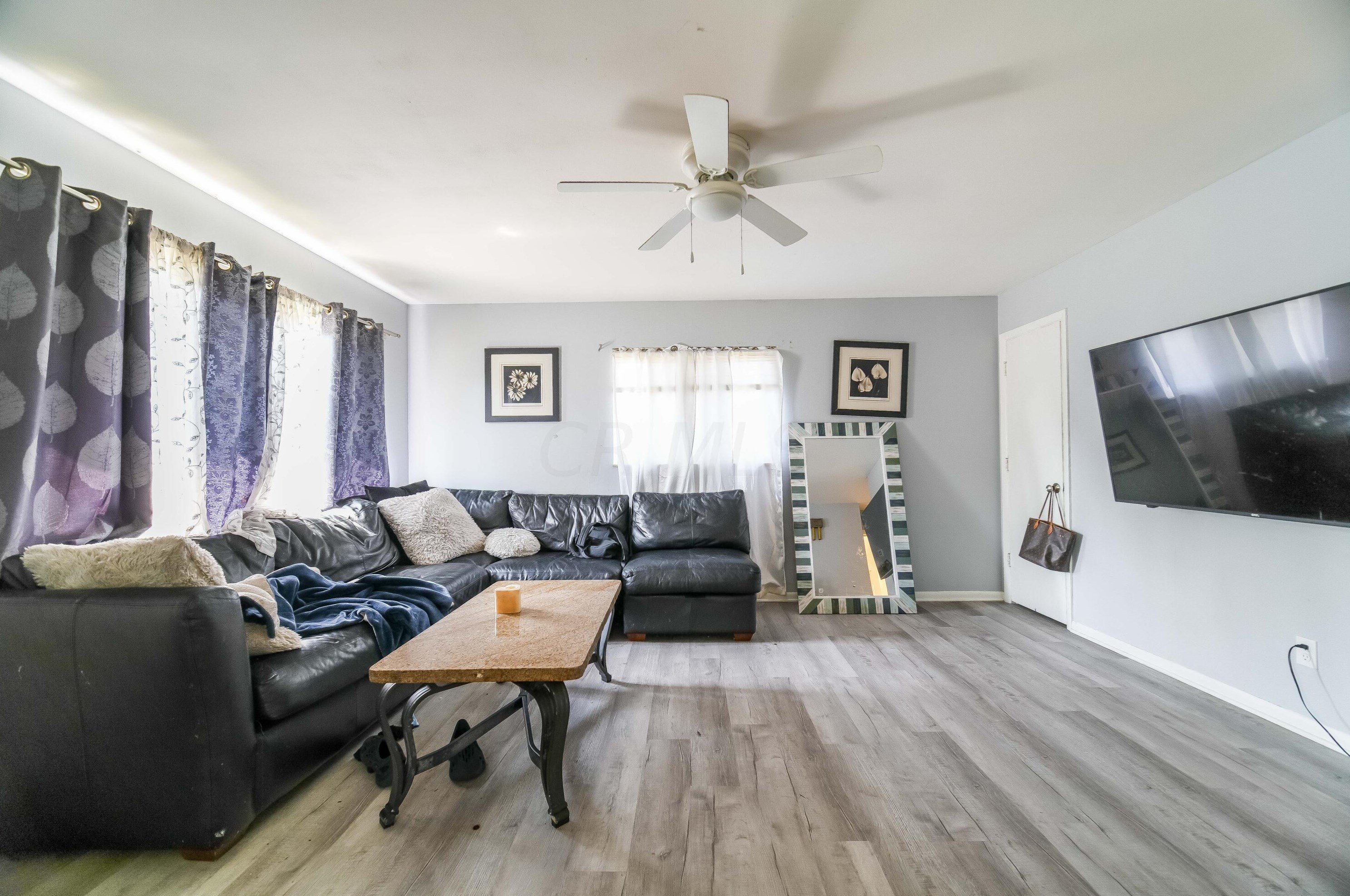 5139 Kingshill Dr, Columbus OH 43229-5509 exterior