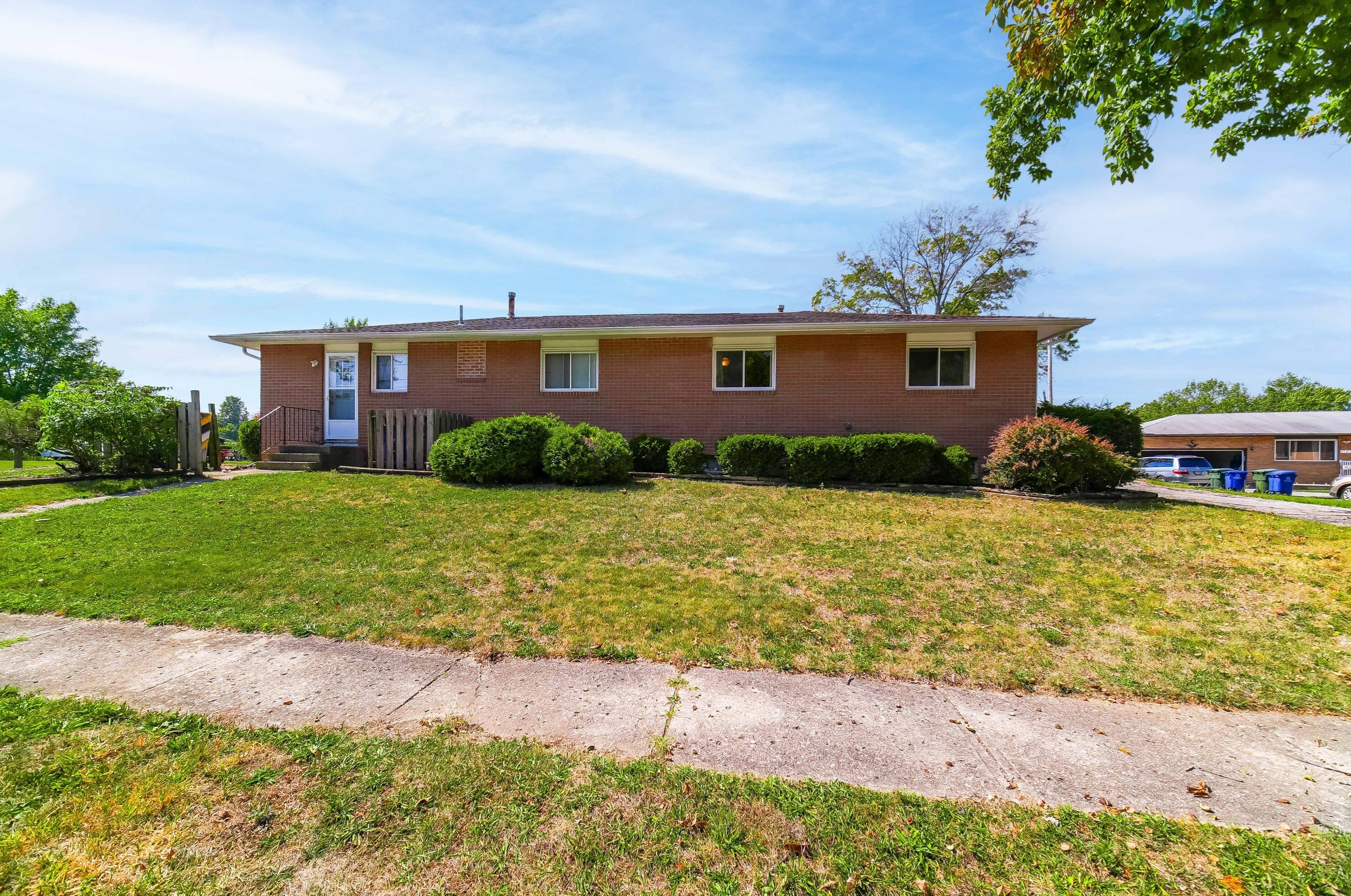 5139 Kingshill Dr, Columbus OH 43229-5509 exterior