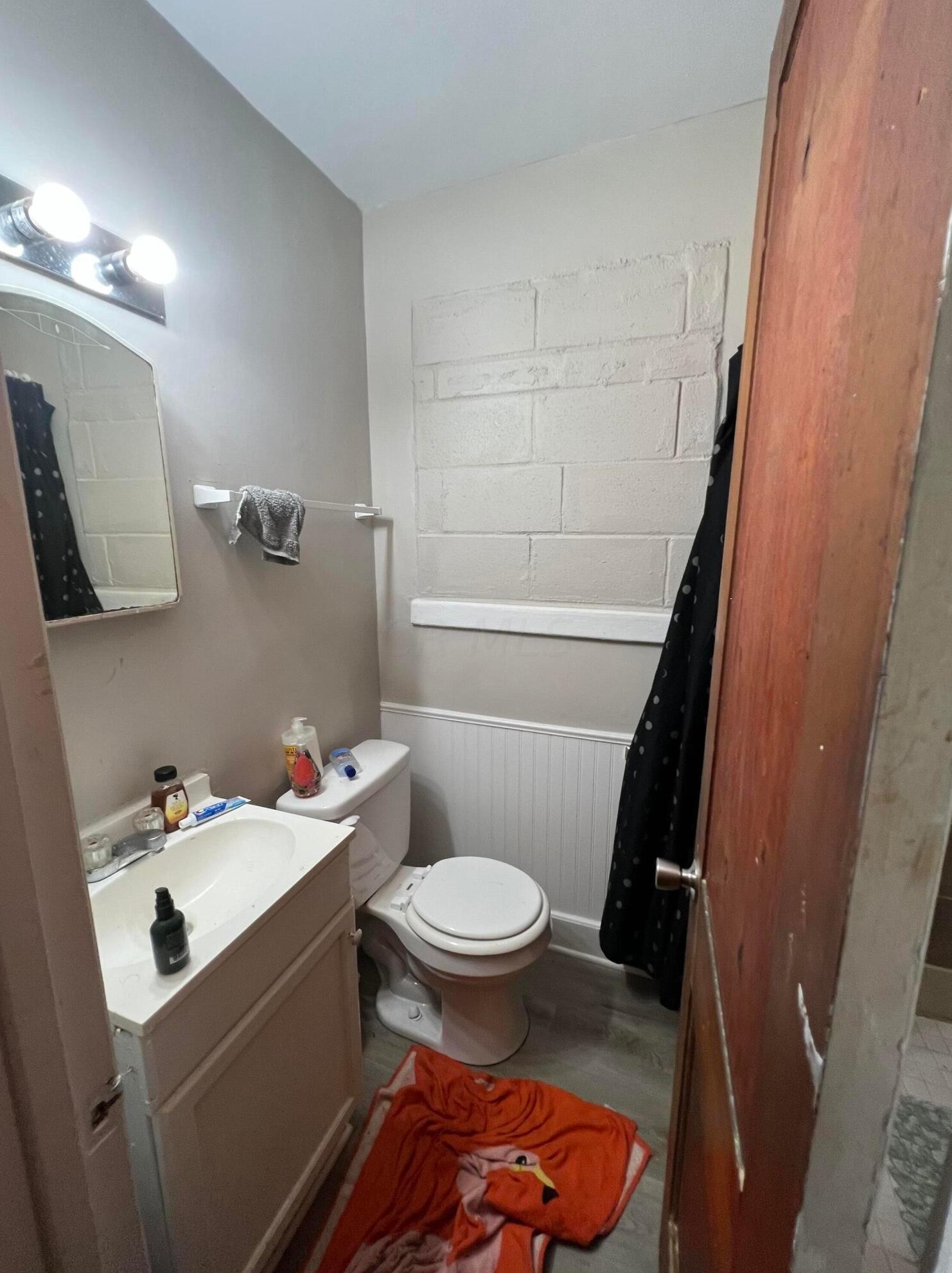 1061 Republic Ave, Columbus OH 43211-1241 exterior