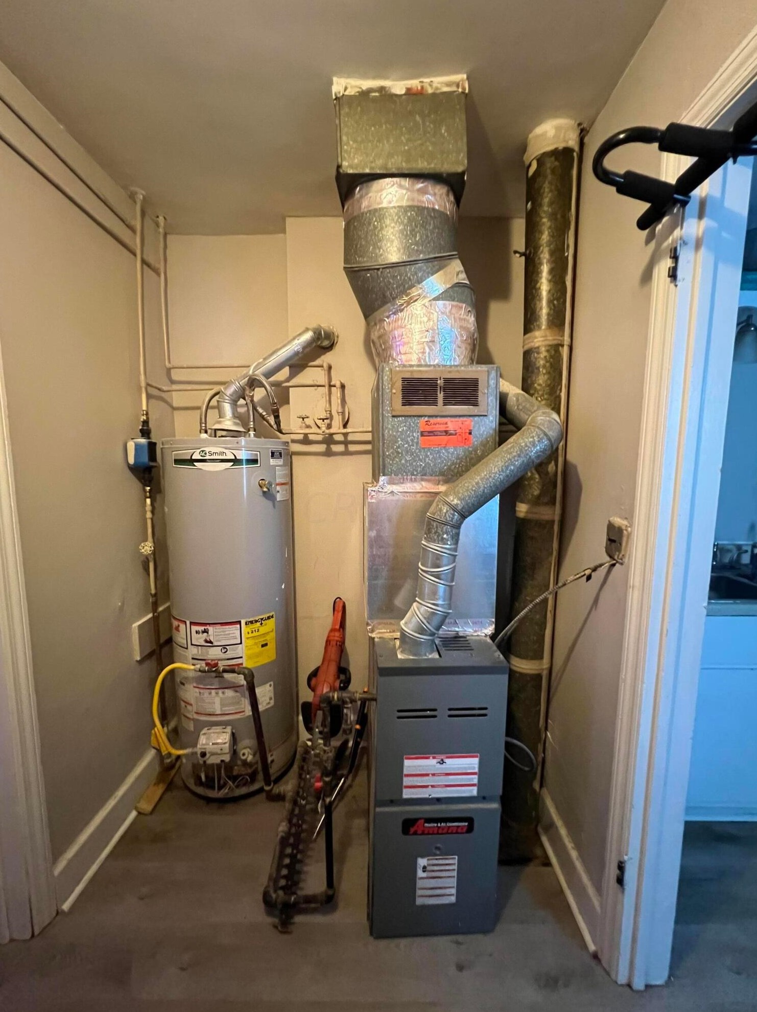 1061 Republic Ave, Columbus OH 43211-1241 exterior