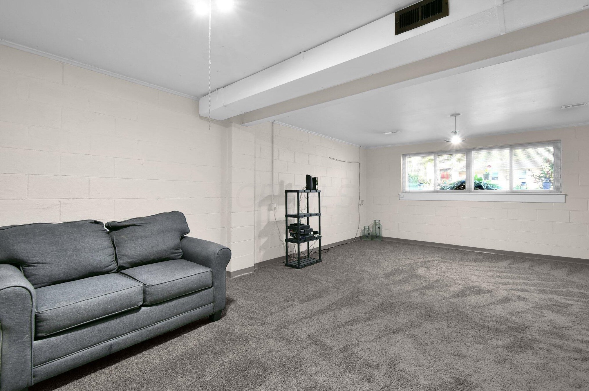 5430 Roche Dr, Columbus OH 43229-4279 exterior