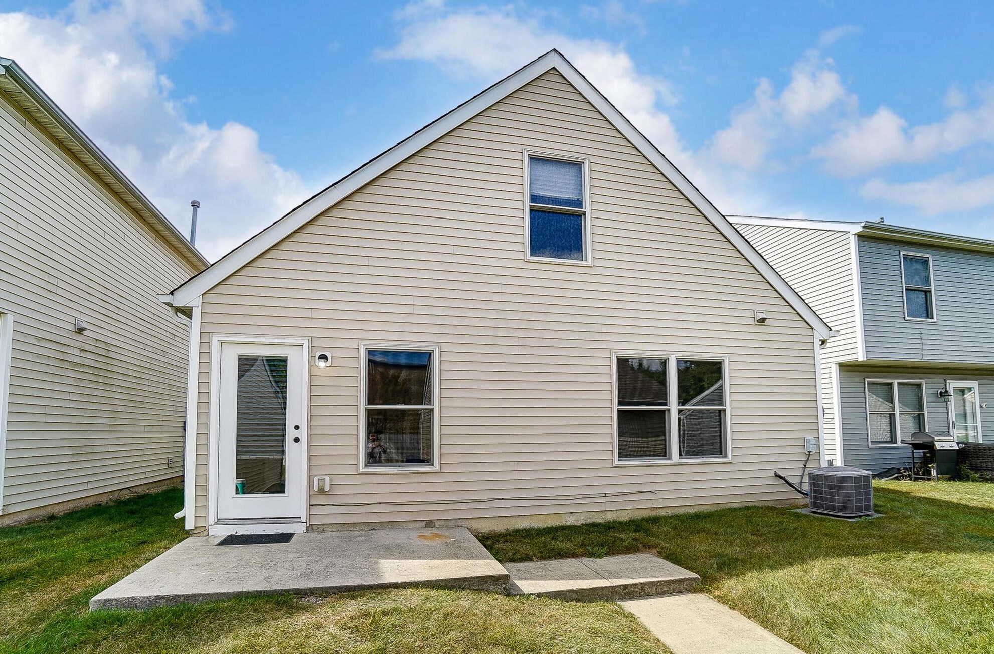 2988 Papin St, Columbus OH 43228-9079 exterior