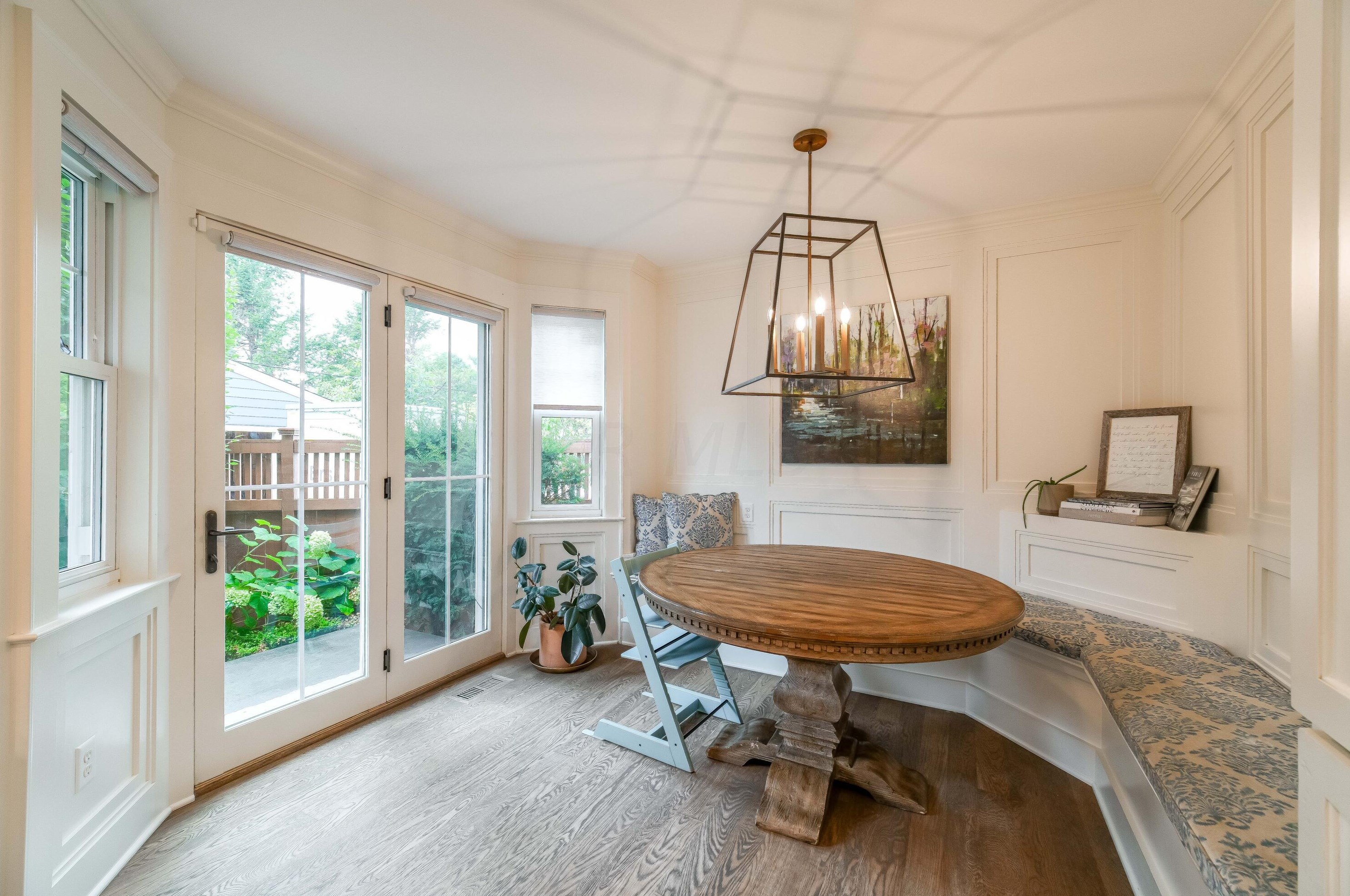 1643 Doone Rd, Columbus OH 43221-3939 exterior