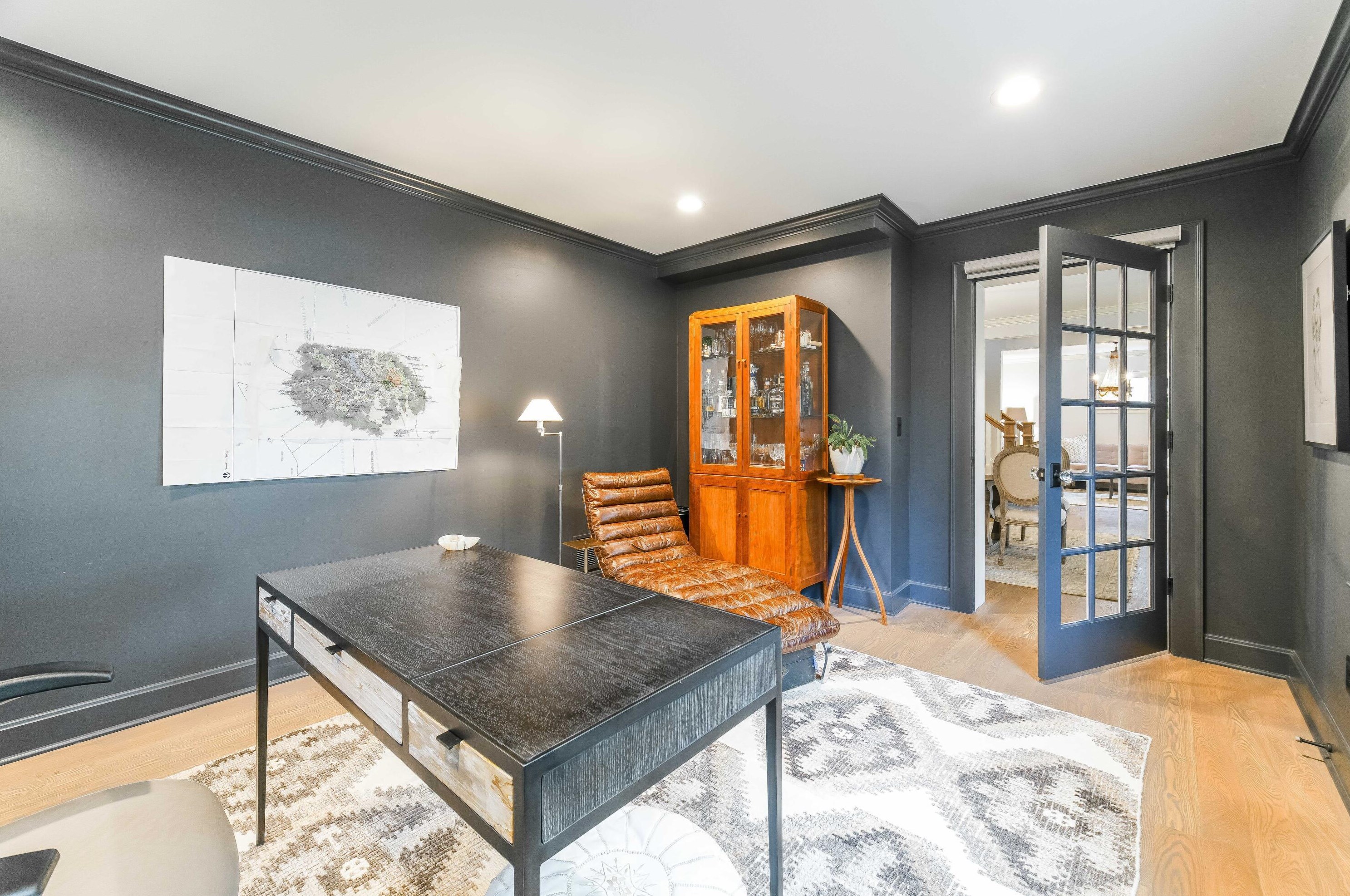 1643 Doone Rd, Columbus OH 43221-3939 exterior