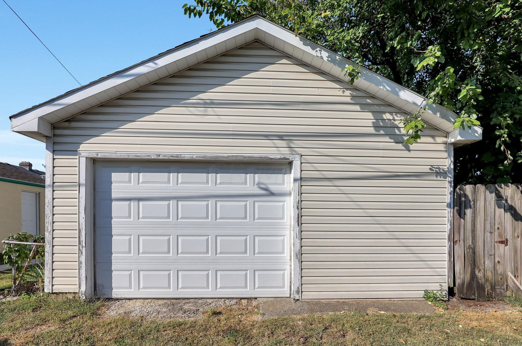 281 Markison Ave, Columbus OH 43207-1130 exterior