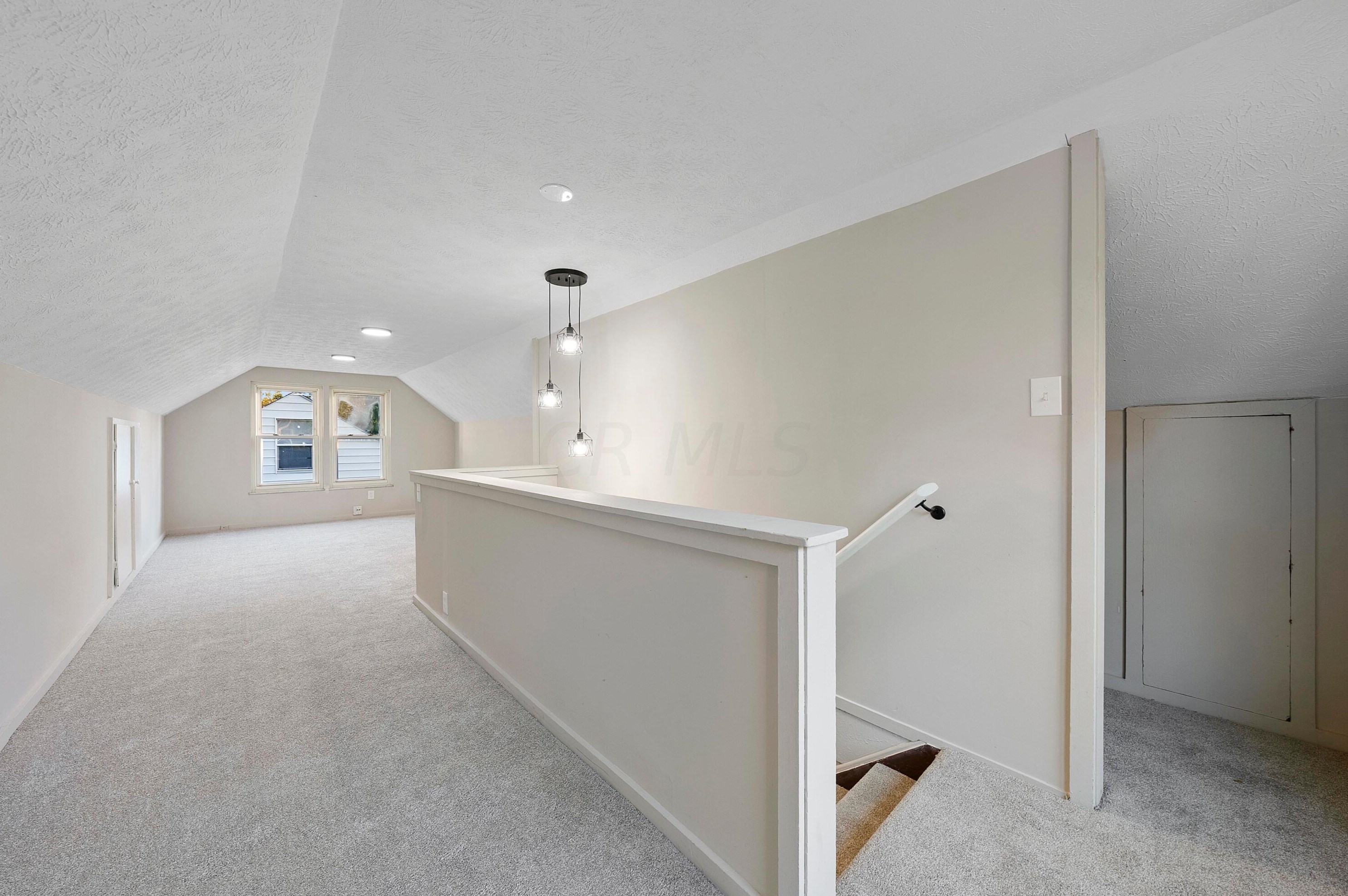 3077 Dresden St, Columbus OH  43224-4266 exterior