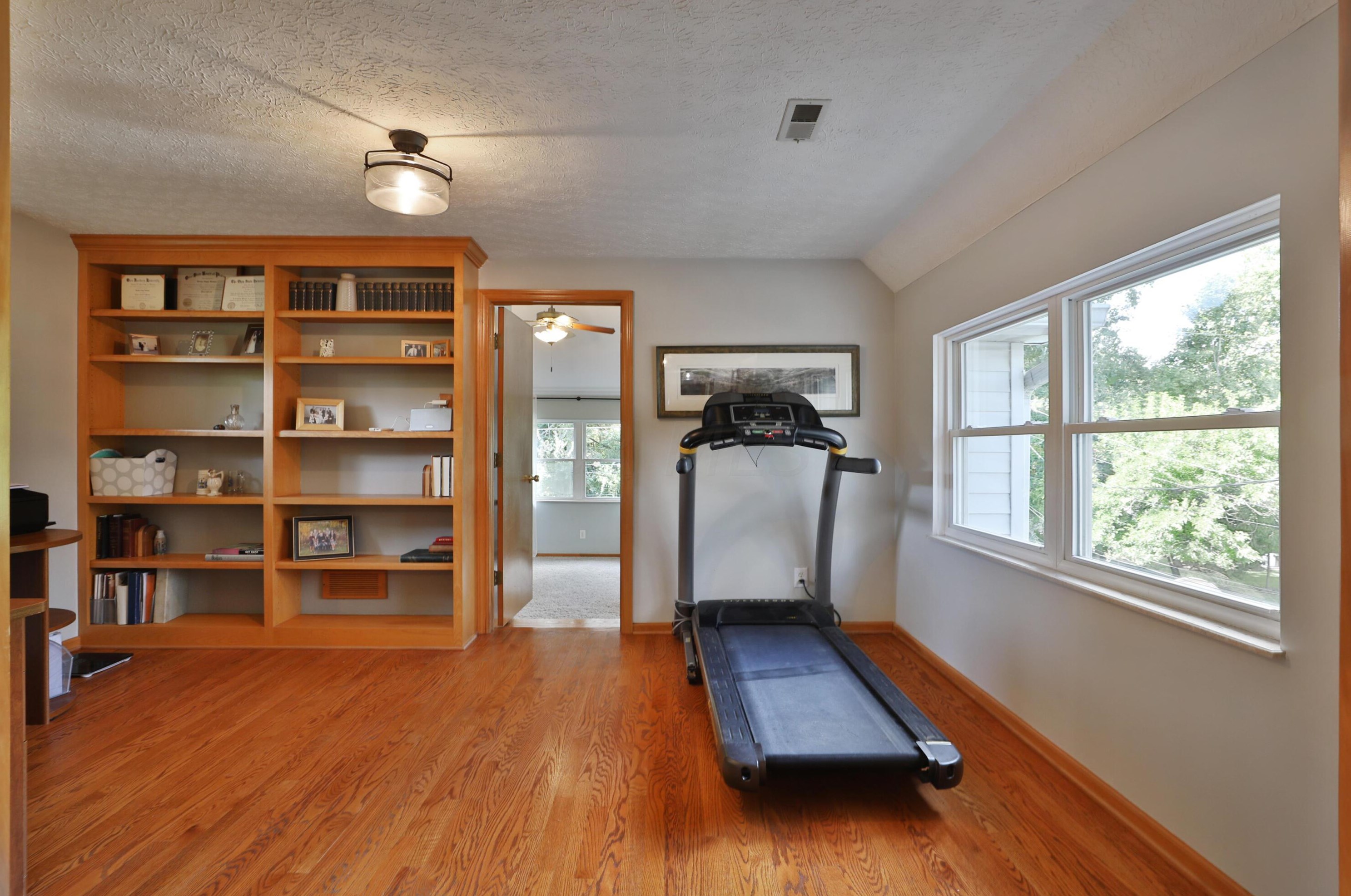 5713 Dover Ct, Columbus OH 43085-3808 exterior