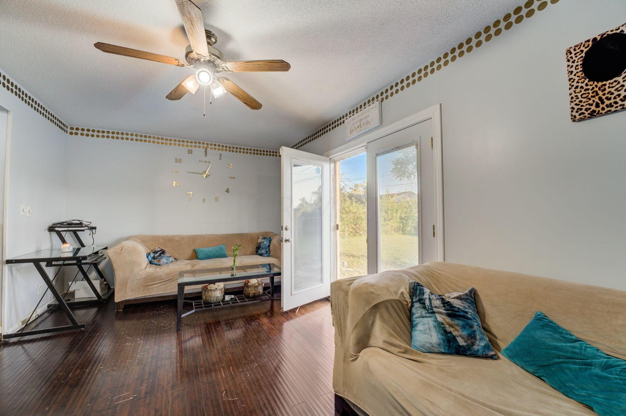 5123 Carbondale Dr, Columbus OH  43232-4522 exterior