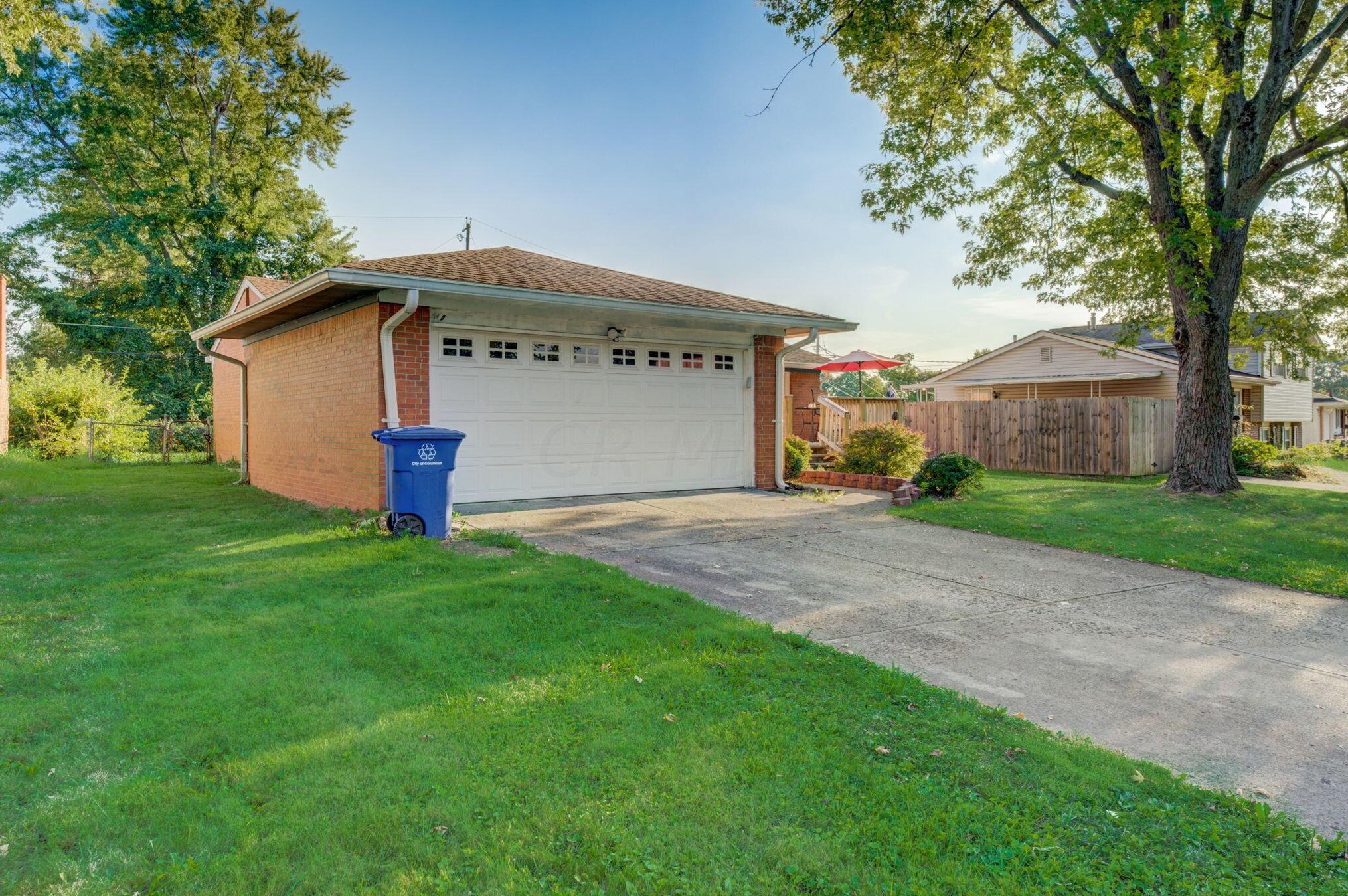 5123 Carbondale Dr, Columbus OH  43232-4522 exterior