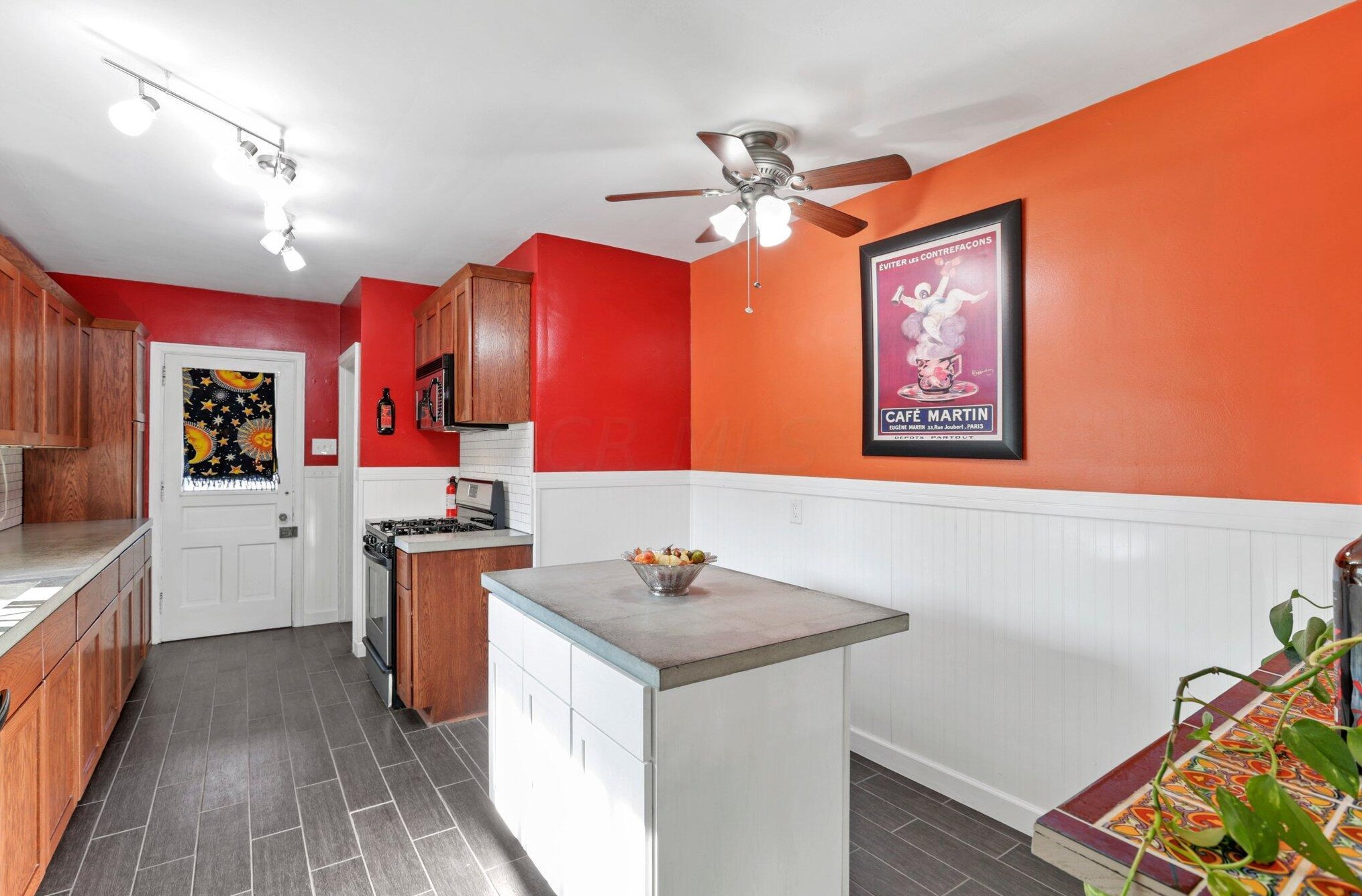 277 Markison Ave, Columbus OH 43207-1130 exterior