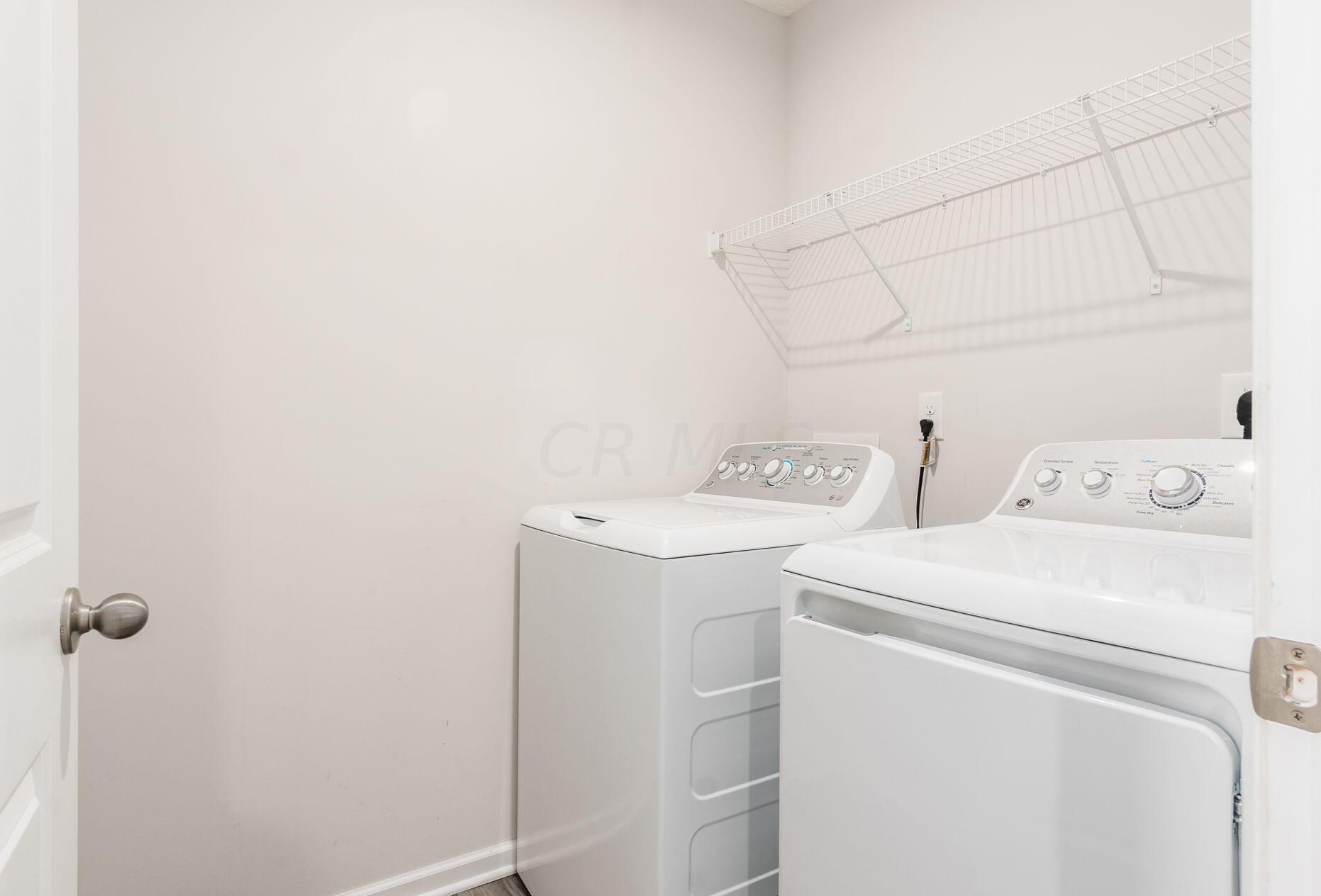 4216 Salt Spring Ln, Columbus OH  43207 exterior