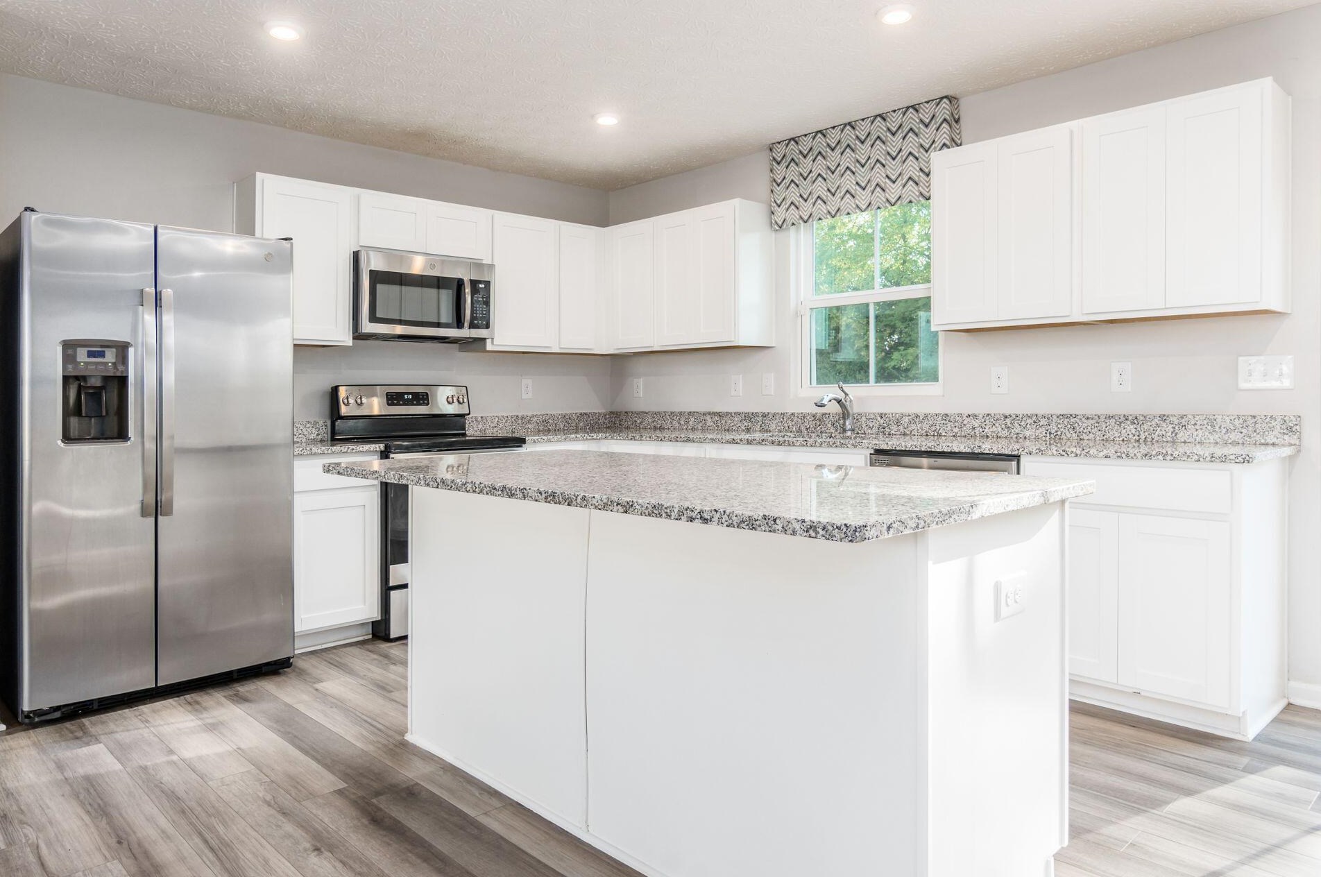 4216 Salt Spring Ln, Columbus OH  43207 exterior