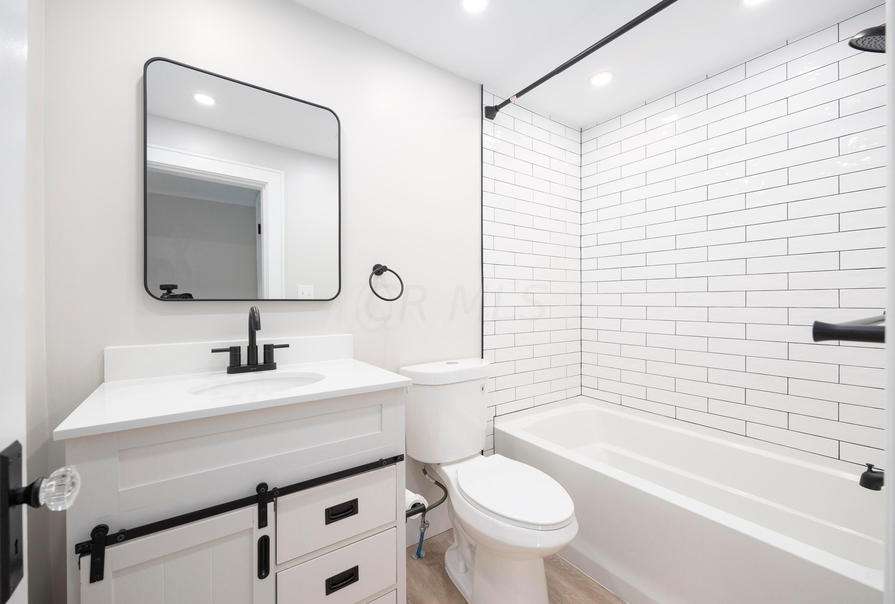 603 Townsend Ave, Columbus OH 43223-1824 exterior