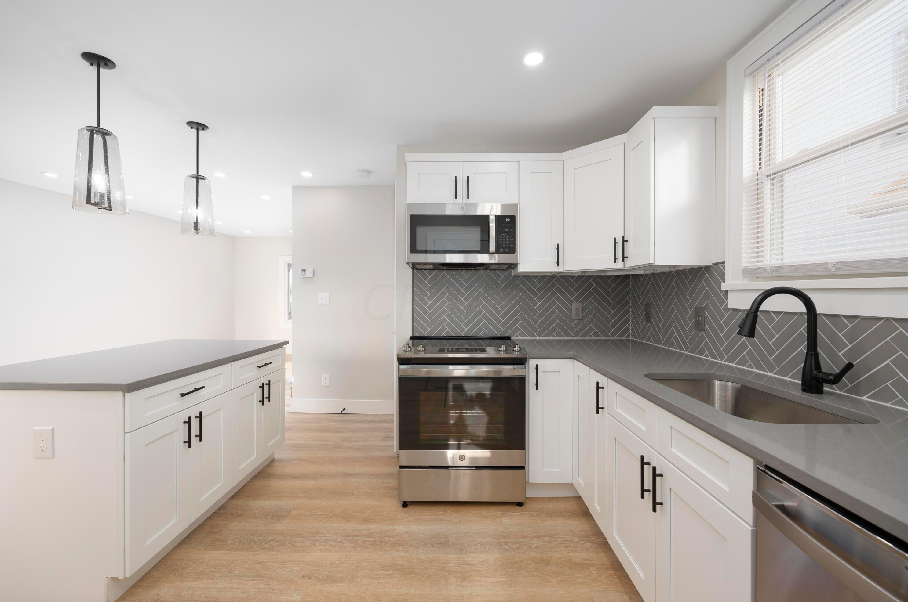 603 Townsend Ave, Columbus OH 43223-1824 exterior