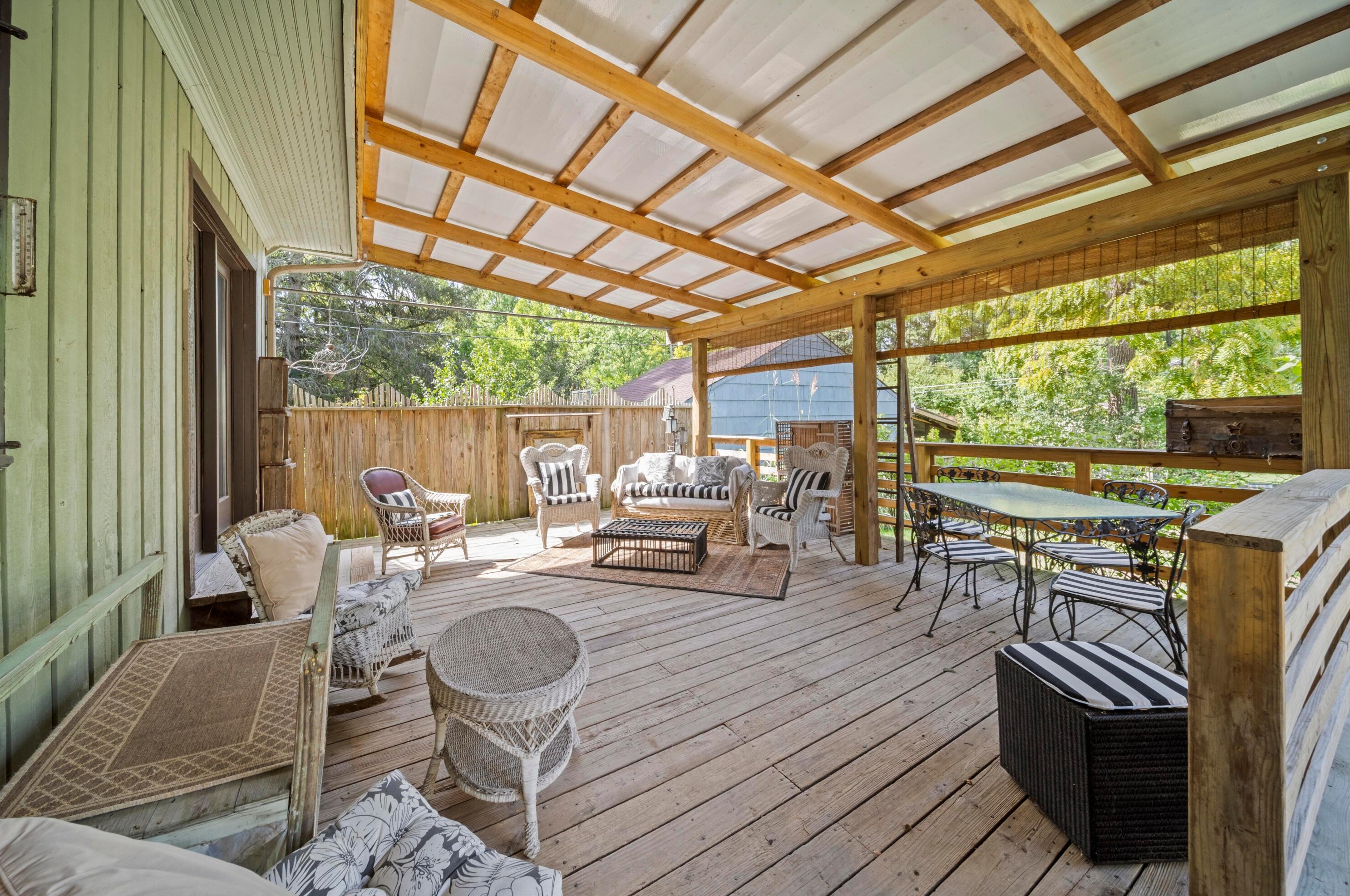 316 Cyn Dr, Columbus OH 43214-3110 exterior