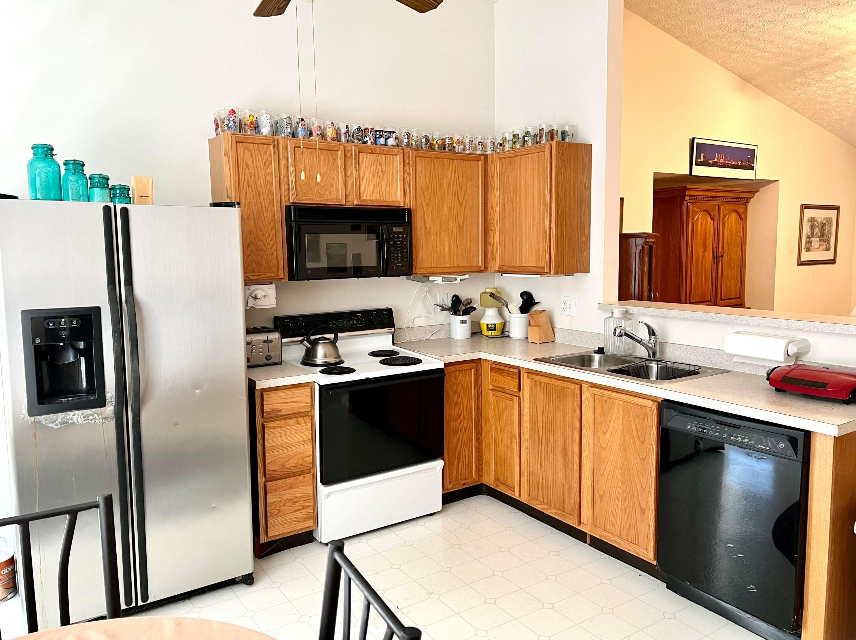 2899 Legionary St, Columbus OH 43207-6547 exterior