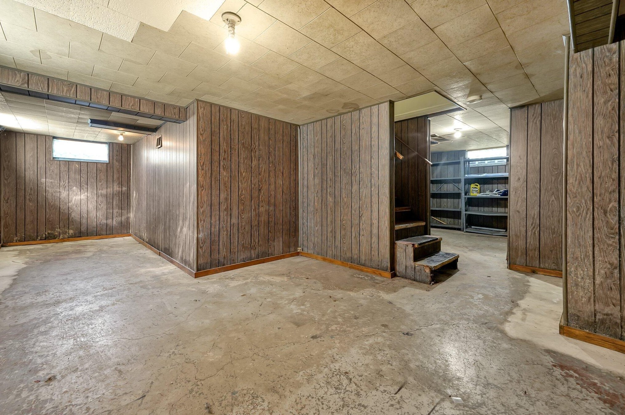 1879 Jermain Dr, Columbus OH  43219-1225 exterior