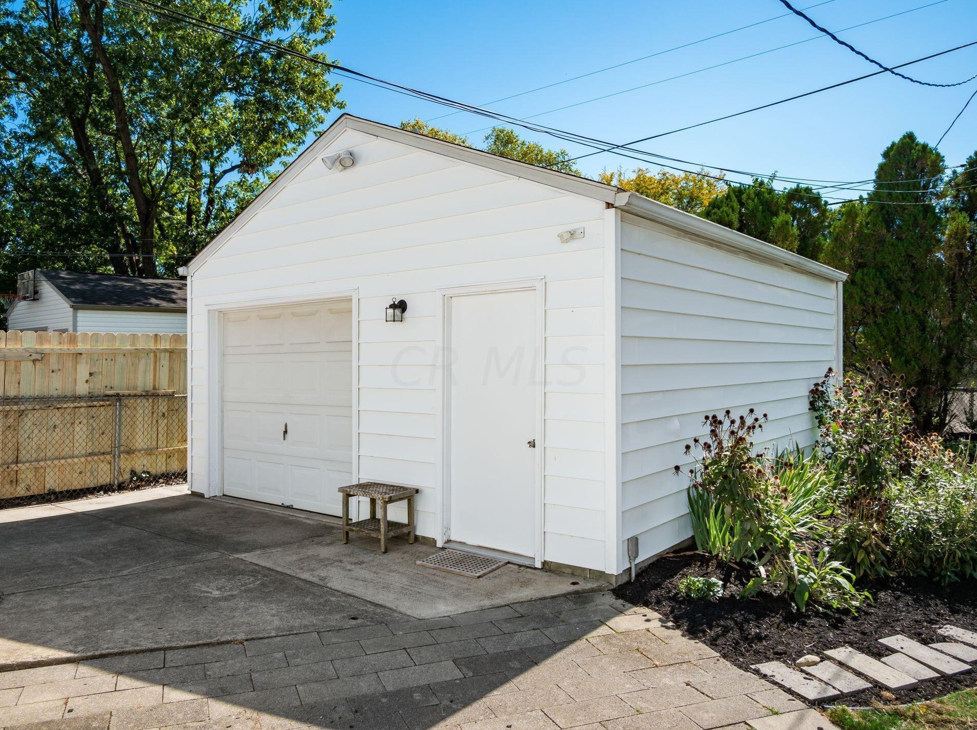 465 Blenheim Rd, Columbus OH 43214-3221 exterior