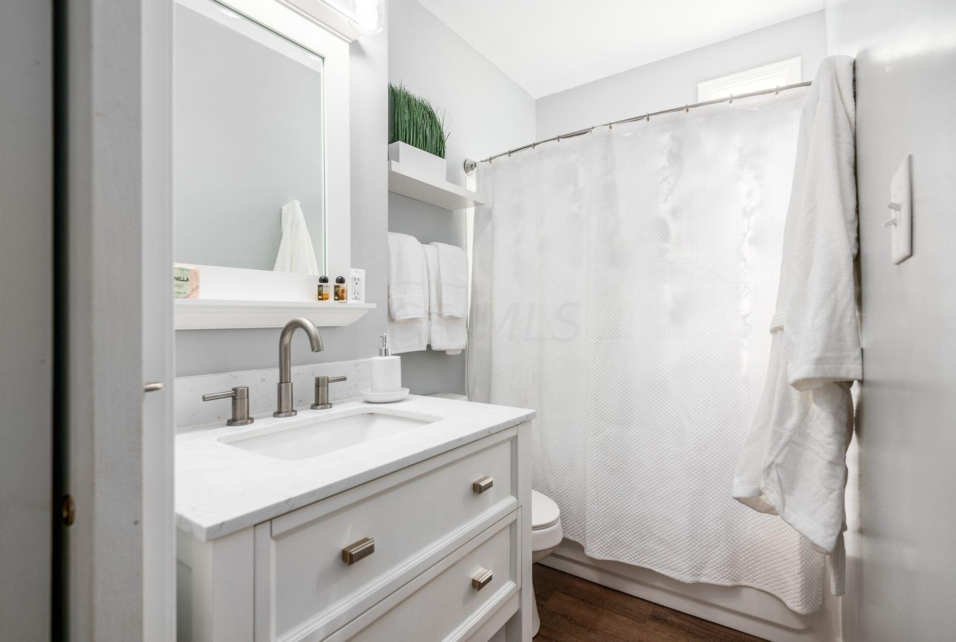 1791 Hess Blvd, Columbus OH 43212-1418 exterior